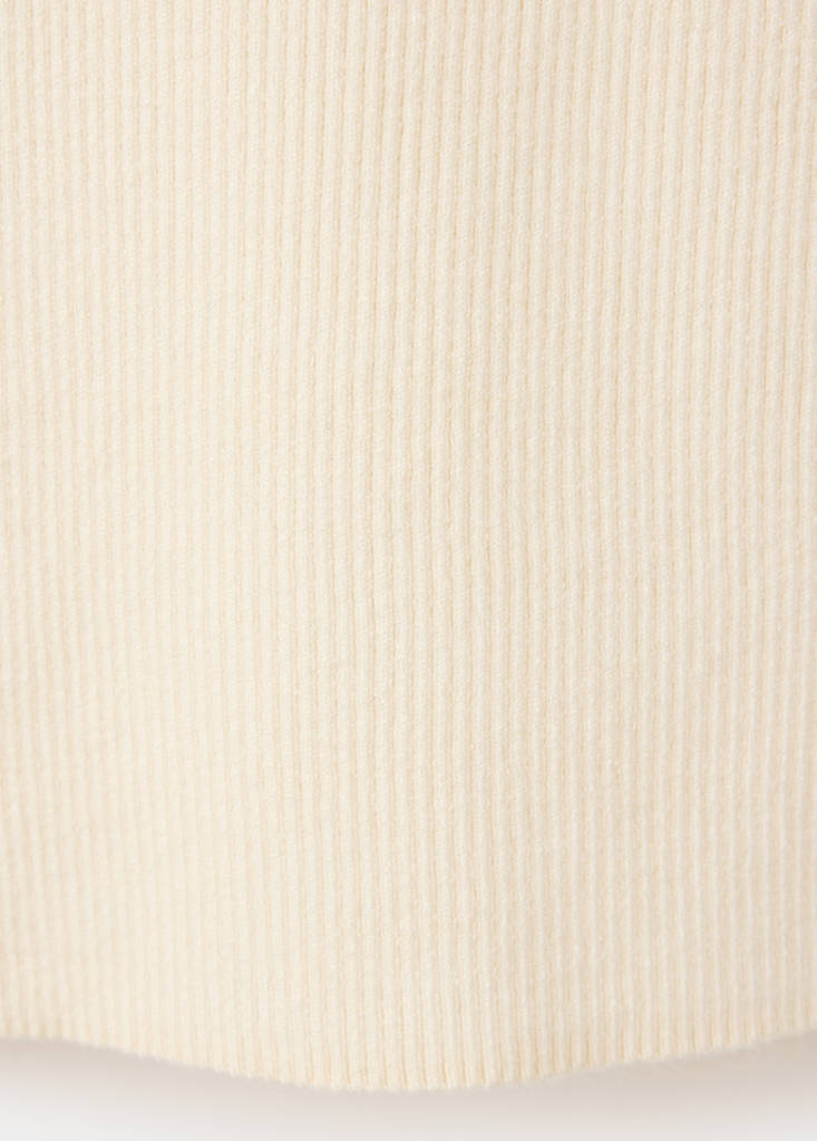 Ribbed knitted jumper with frog closures — Ecru