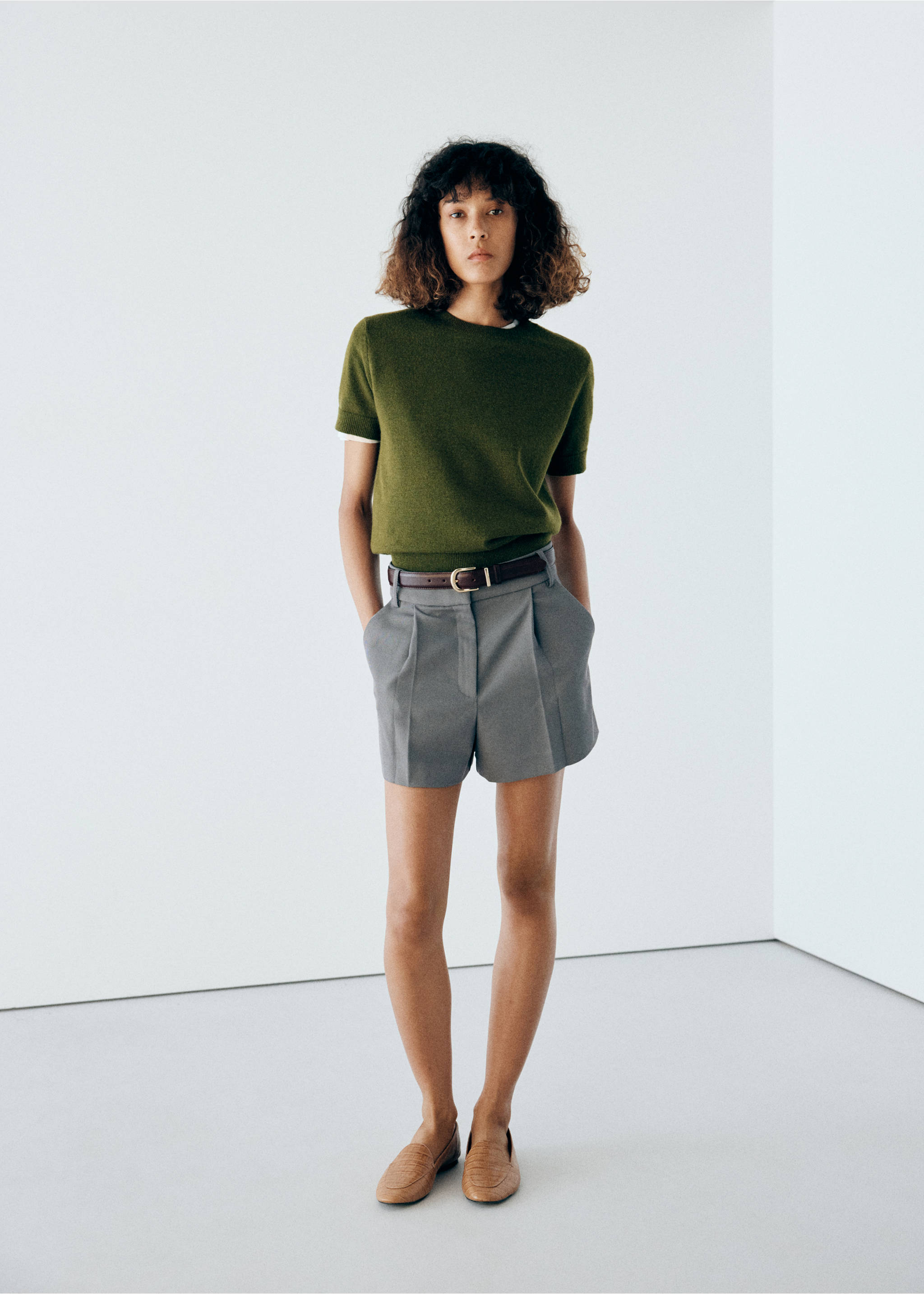 Short-sleeved knitted sweater - General plane, Green. Ref: 37005868-00.