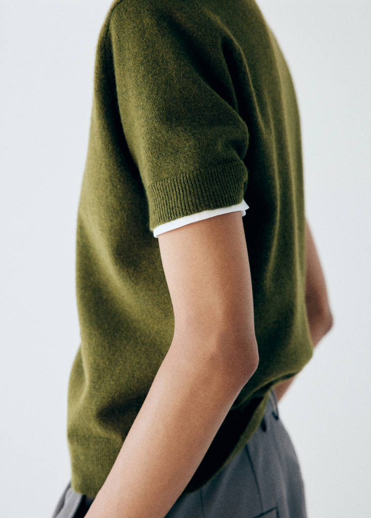 Short-sleeved knitted sweater — Green