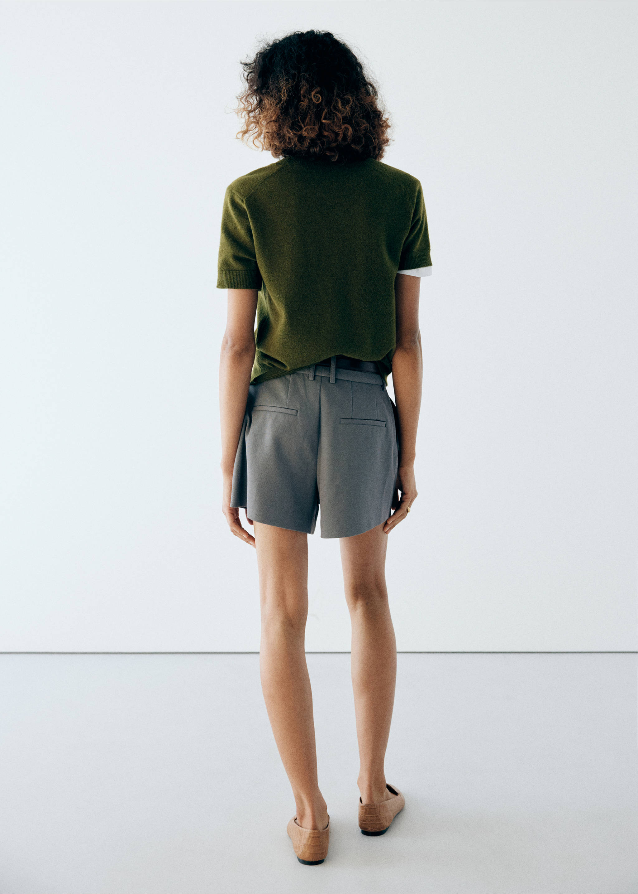 Short-sleeved knitted sweater - Reverse of the article, Green. Ref: 37005868-00.