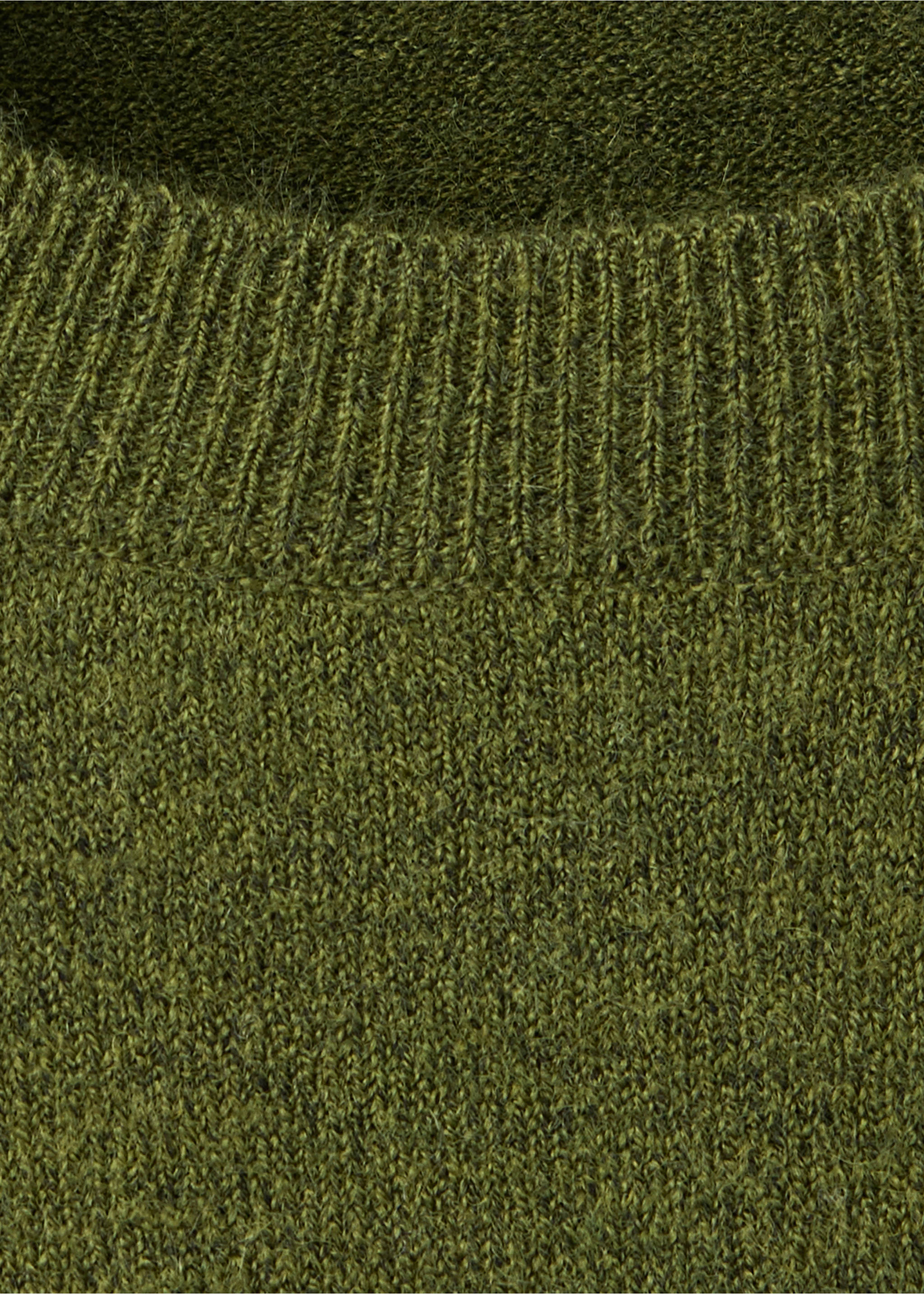 Short-sleeved knitted sweater - Details of the article 8, Green. Ref: 37005868-00.