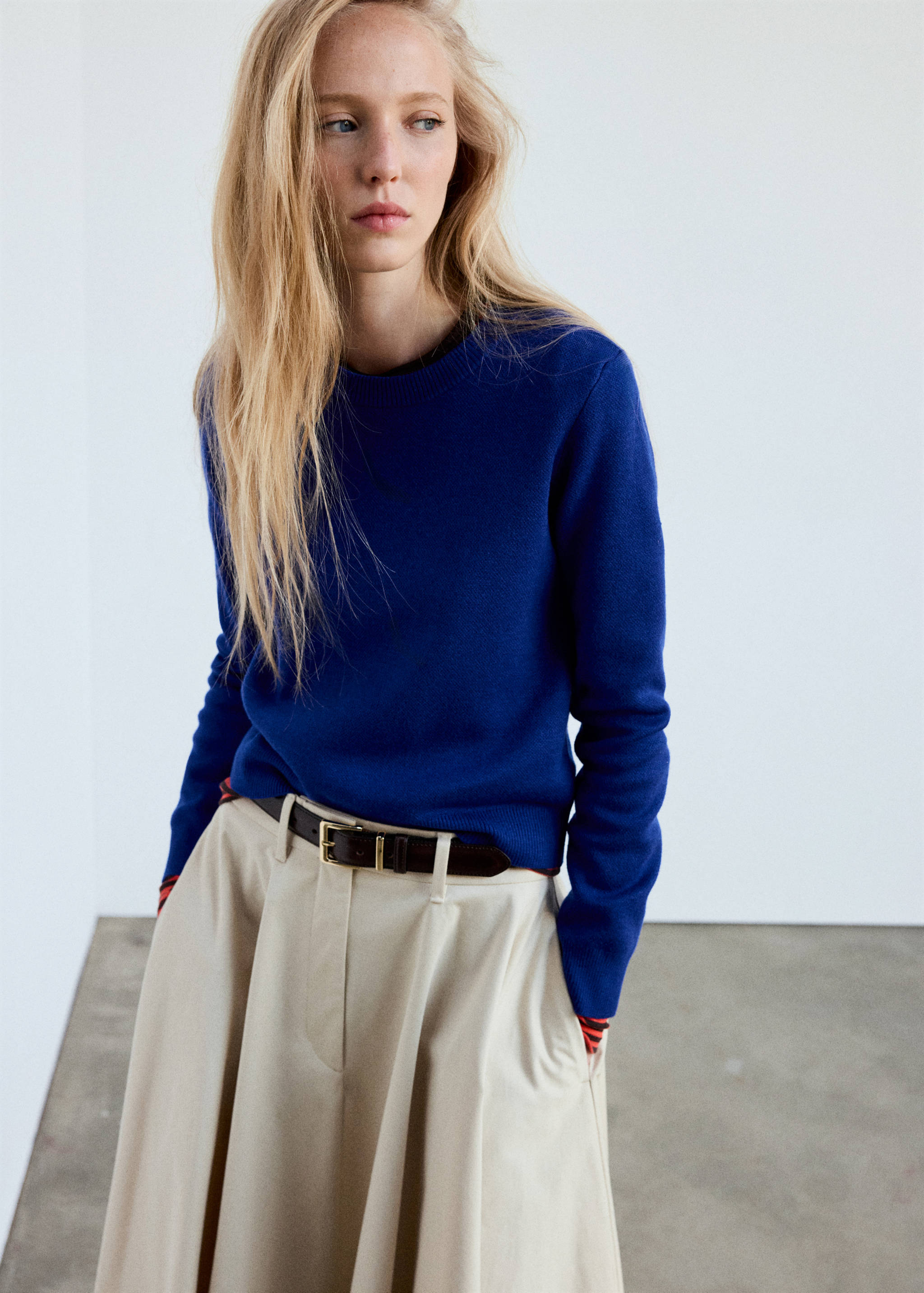 Pull-over maille fine col rond - Plan moyen