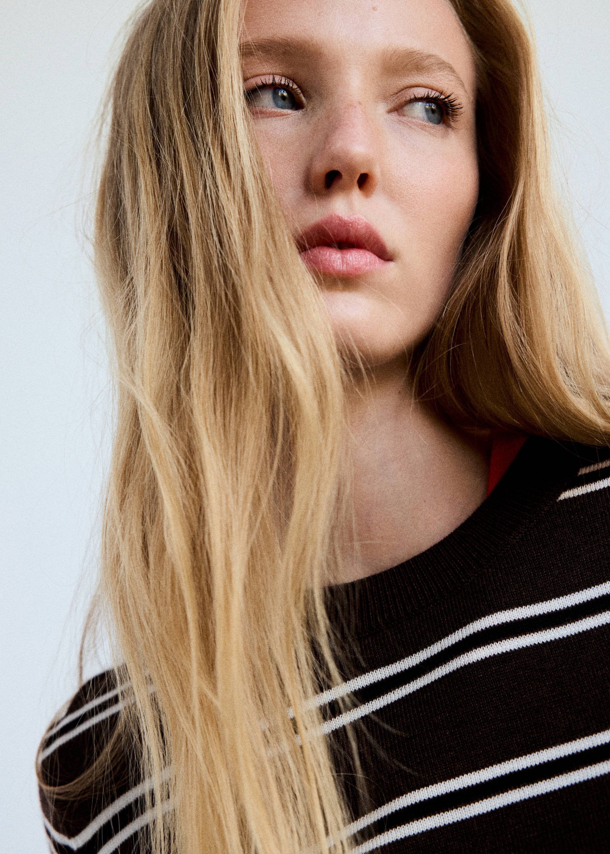 Striped knit jumper - Details of the article 1