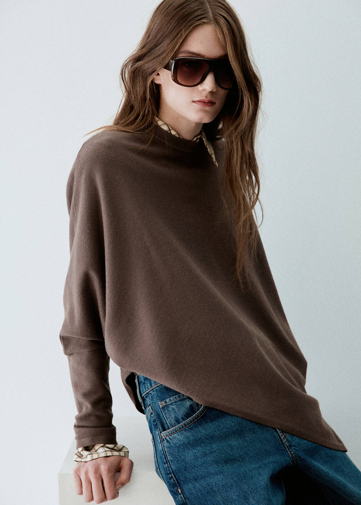 Asymmetric hem sweater — Chocolate