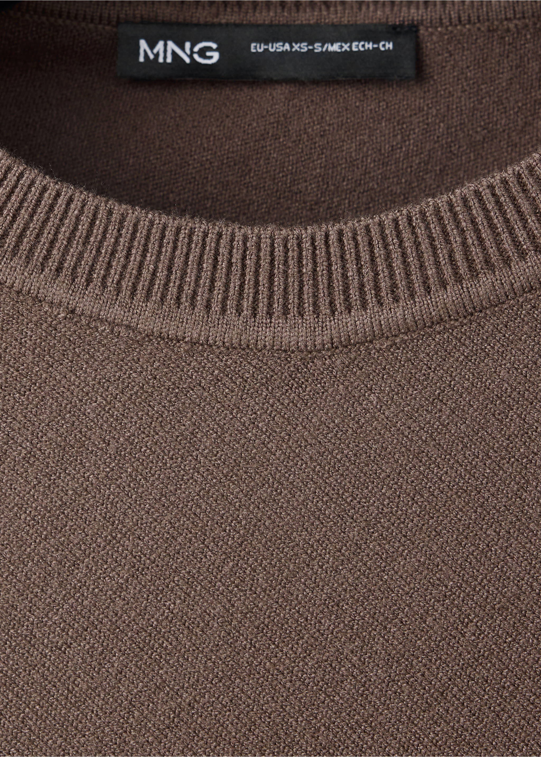 Asymmetric hem sweater - Details of the article 8, Chocolate. Ref: 37005879-00.