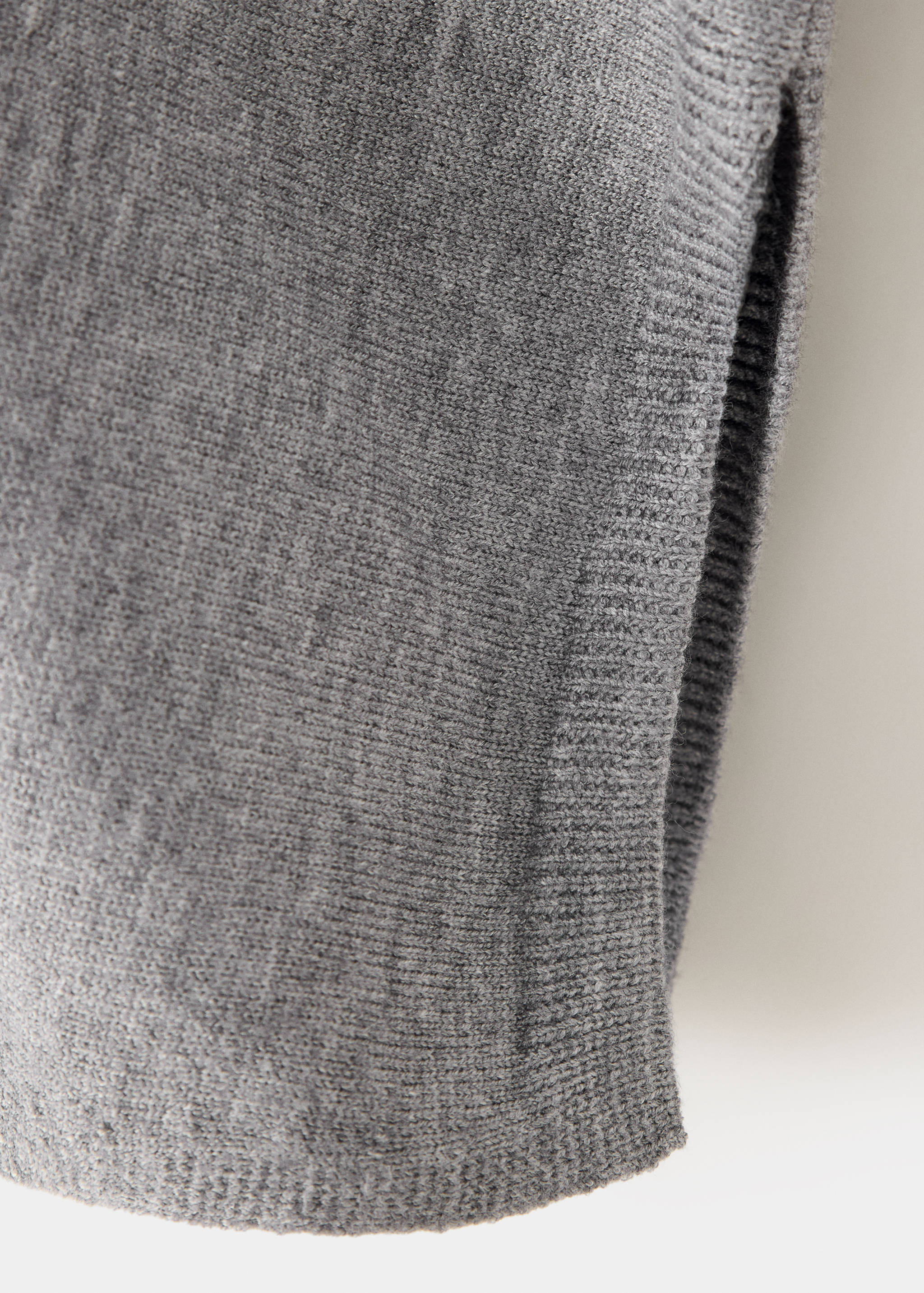 Asymmetric hem sweater - Details of the article 0