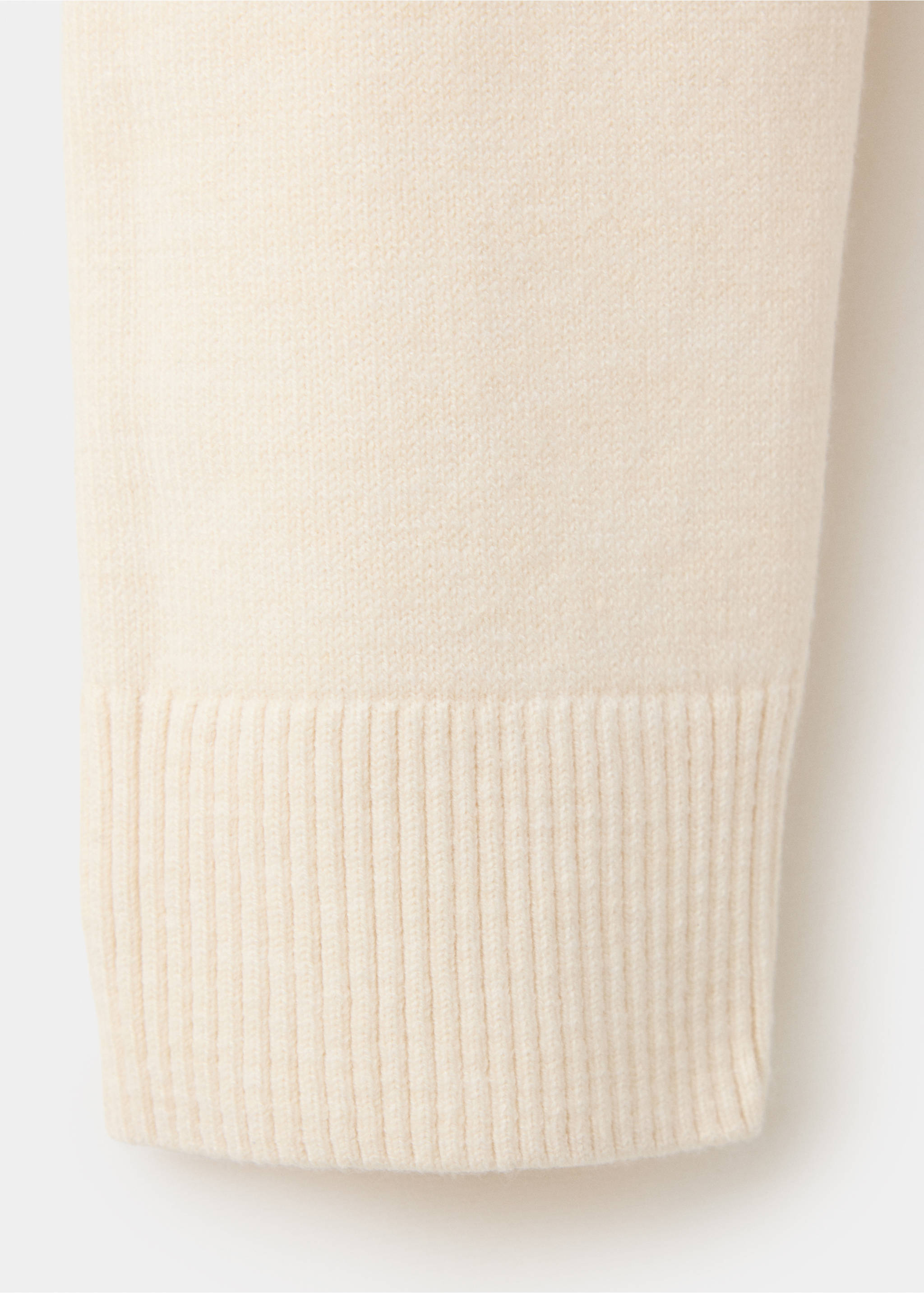 Straight-cut polo-neck jumper - Details of the article 0, Ecru. Ref: 37005880-00.