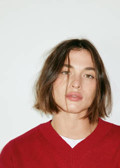 V-neck knit sweater — Red 7