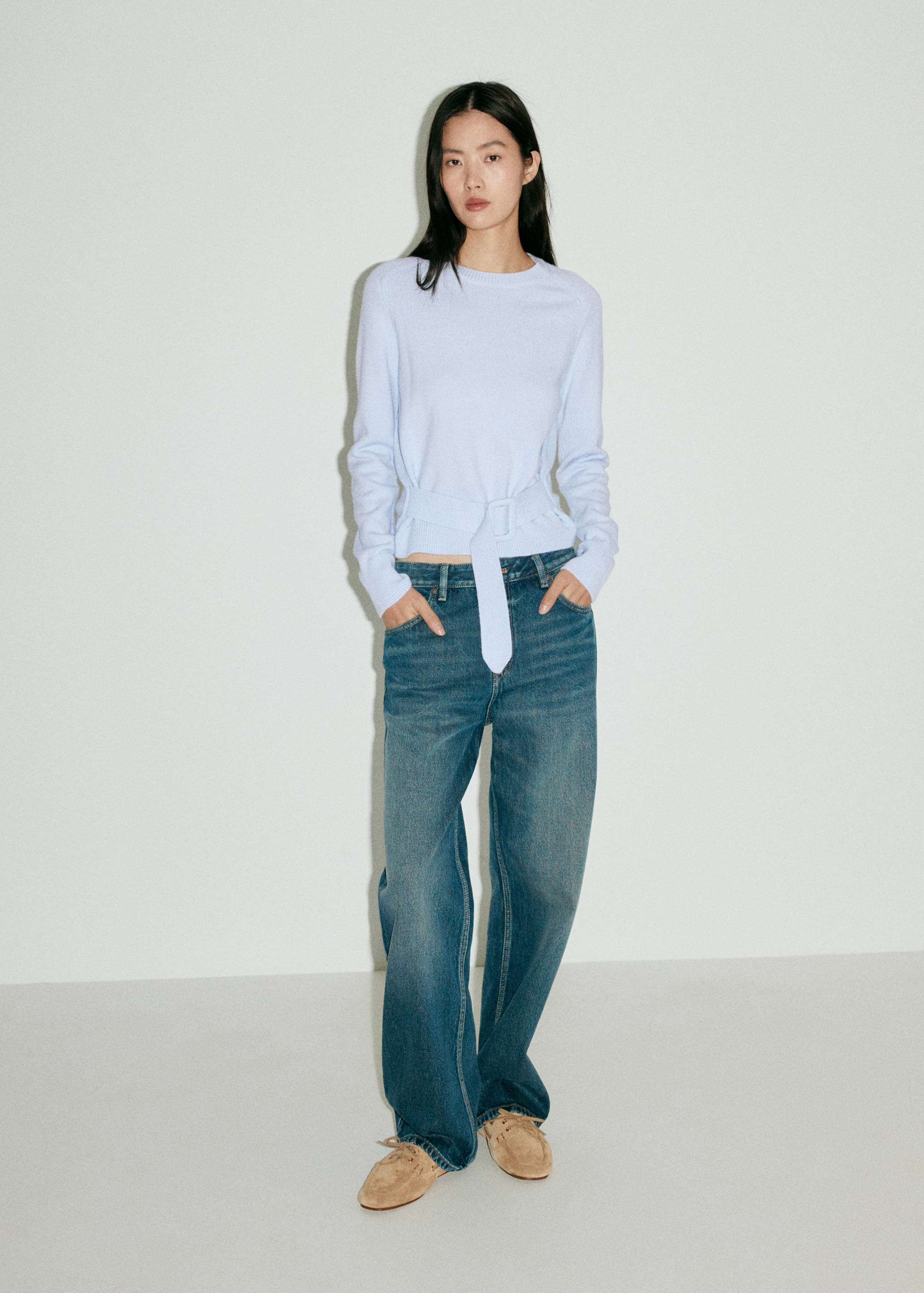 Knit jersey with buckle belt - General plane