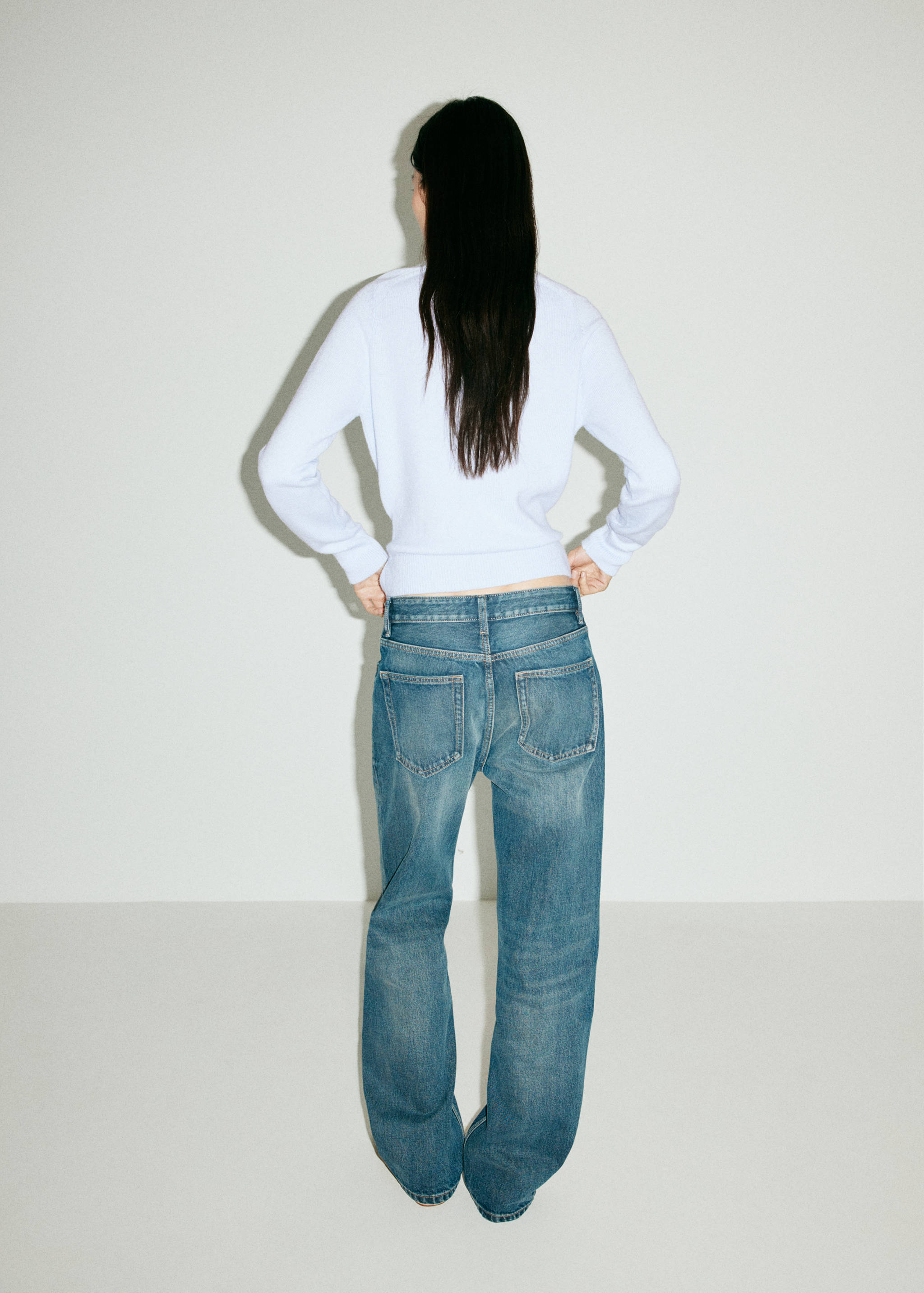 Knit jersey with buckle belt - Reverse of the article