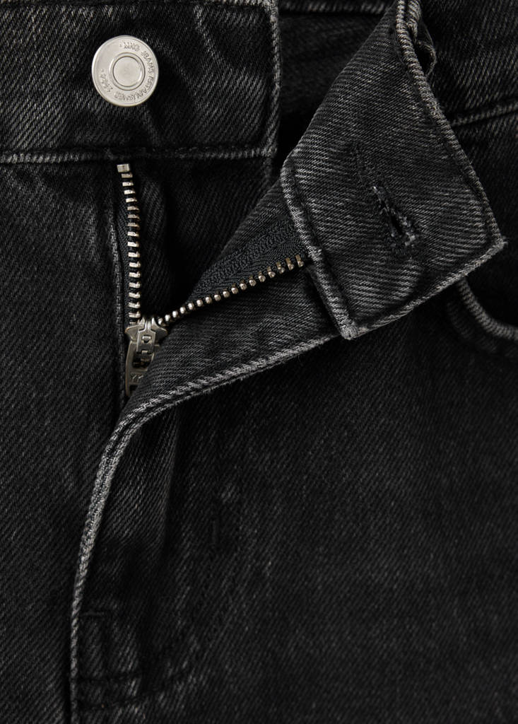 Mid-rise straight jeans — Black denim