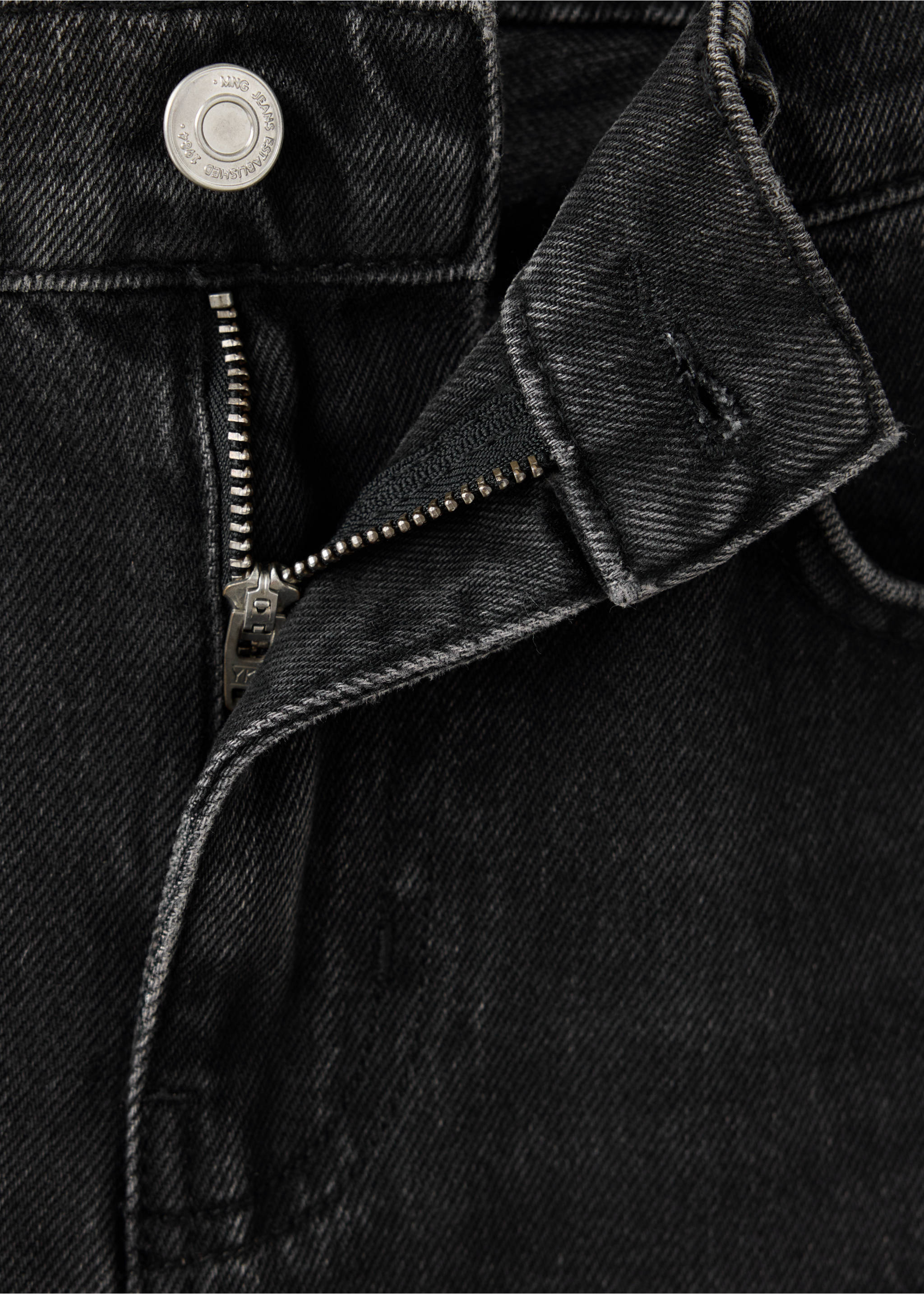 Regular-waist straight-leg jeans - Details of the article 8, Black denim. Ref: 37005888-00.