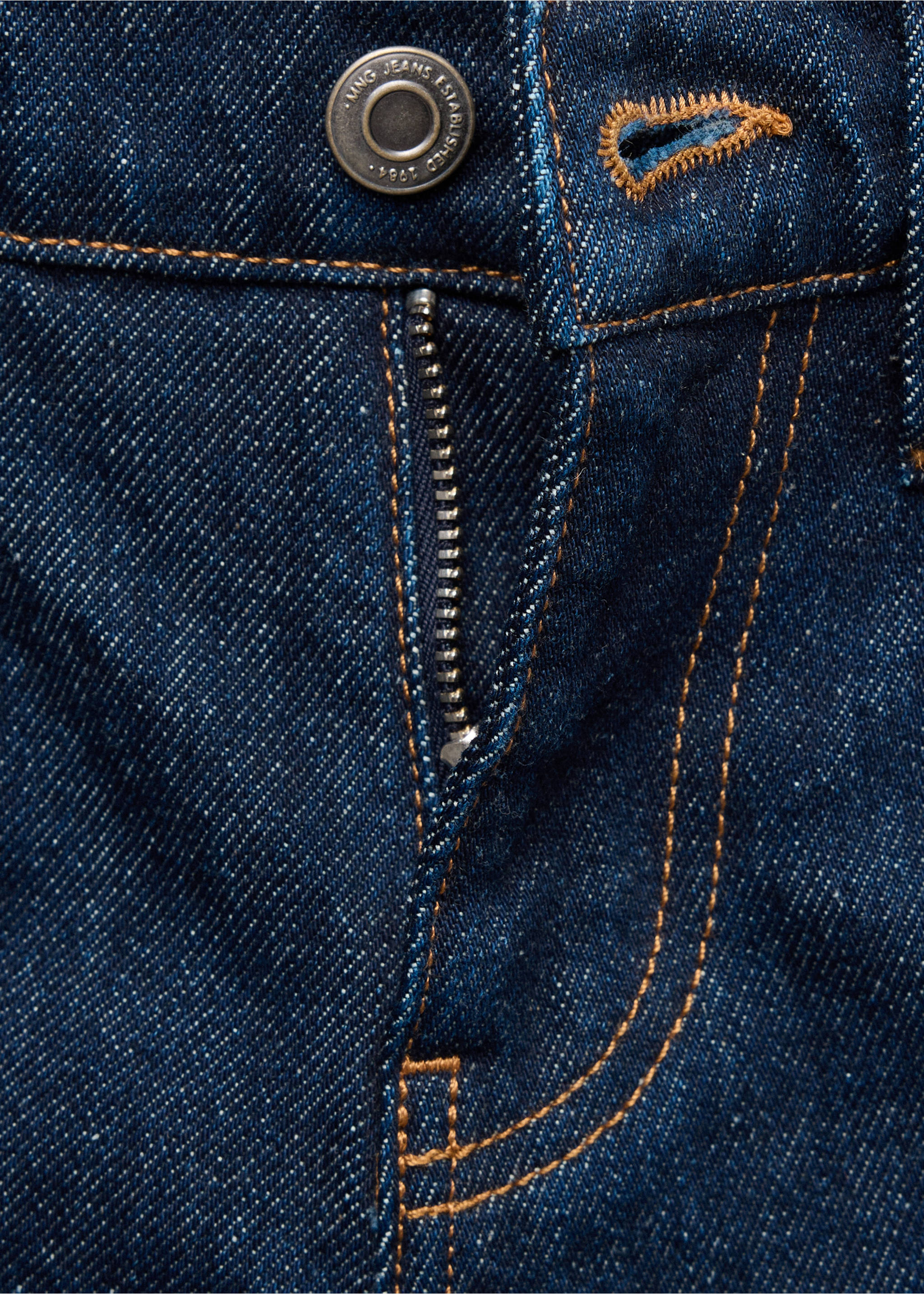 Low-rise balloon jeans - Details of the article 8, Open Blue. Ref: 37005891-00.