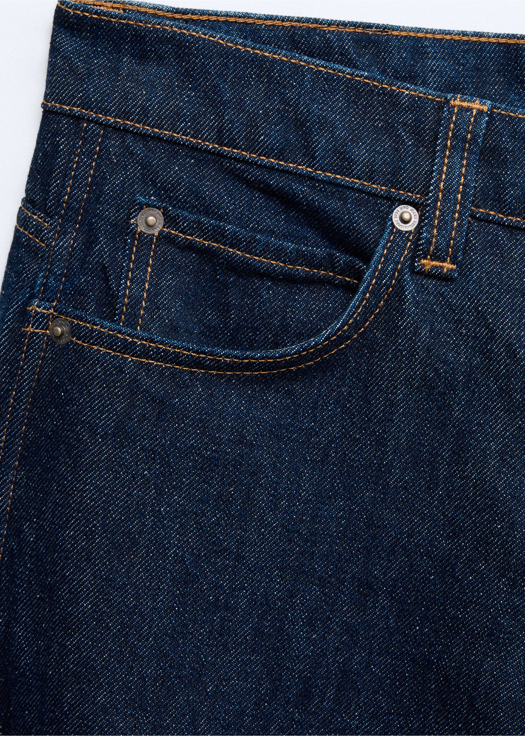 Low-rise balloon jeans - Details of the article 0, Open Blue. Ref: 37005891-00.