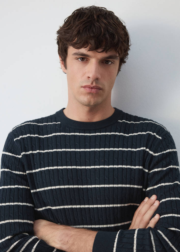 Cotton-lyocell blend cable-knit jumper - thumbnail 5