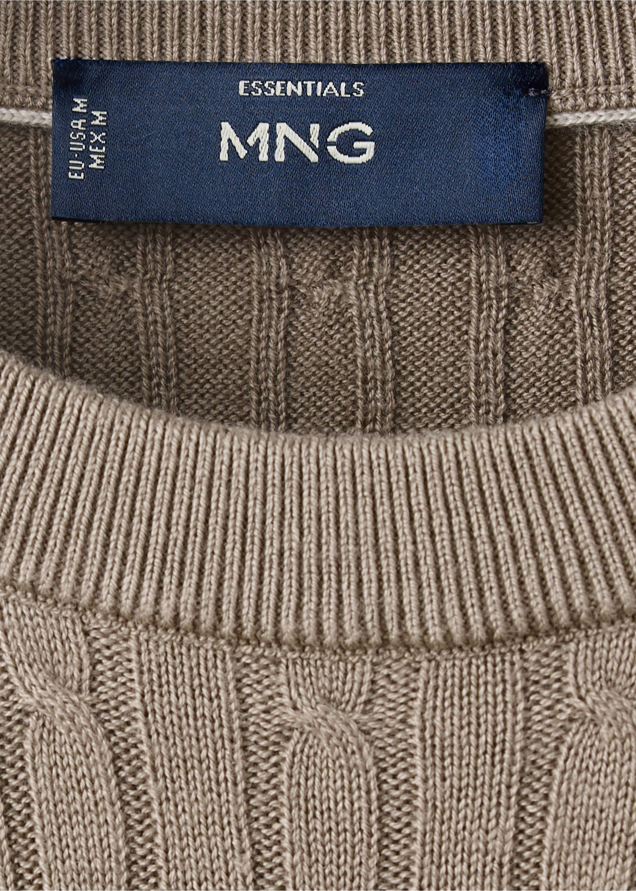 Cotton-lyocell blend cable knit sweater - Details of the article 8, Mink Grey. Ref: 37005988-00.