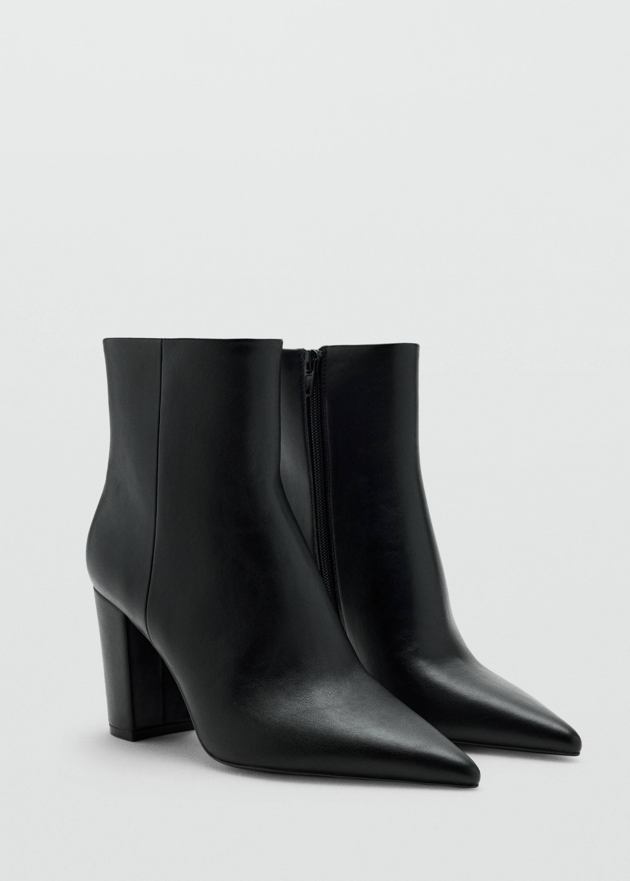 Faux leather ankle boot with pointed toe and block heel - Medium plane