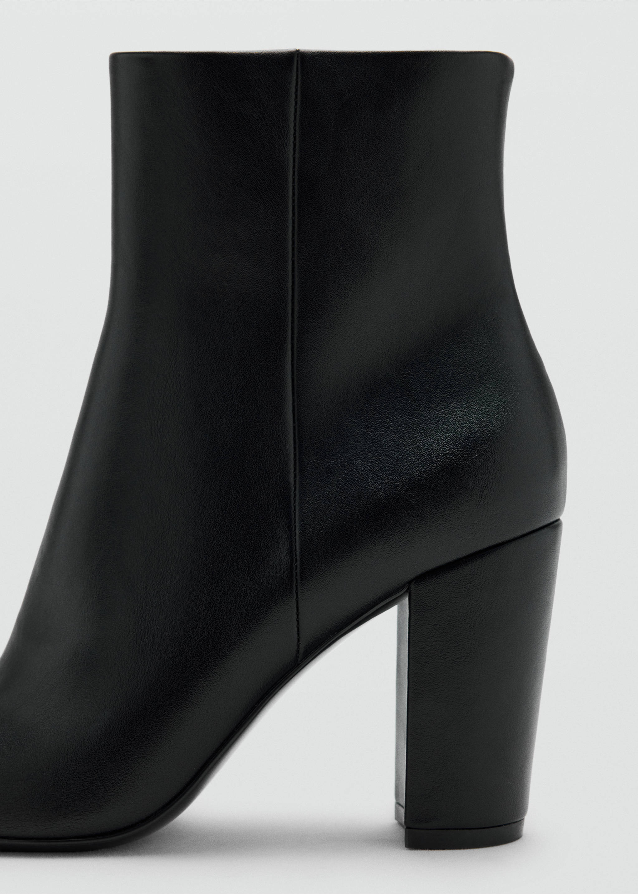 Faux leather ankle boot with pointed toe and block heel - Details of the article 1, Black. Ref: 37005990-00.