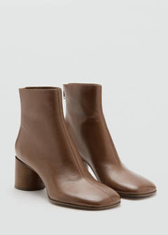 Leather ankle boots with block heel — Brown 2