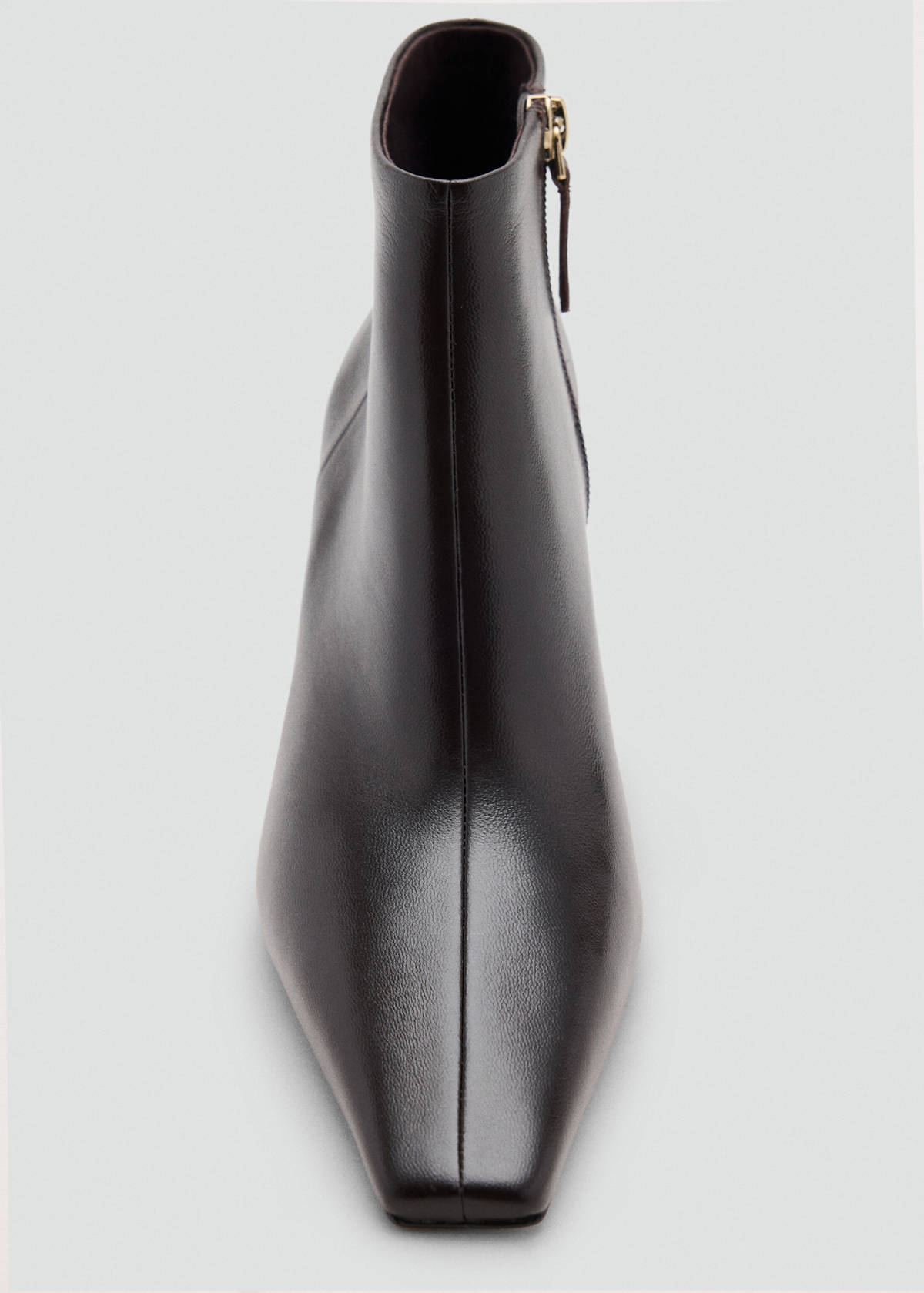 Leather heeled ankle boot with square toe — Chocolate