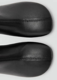Leather round-toe heeled ankle boot — Black 7