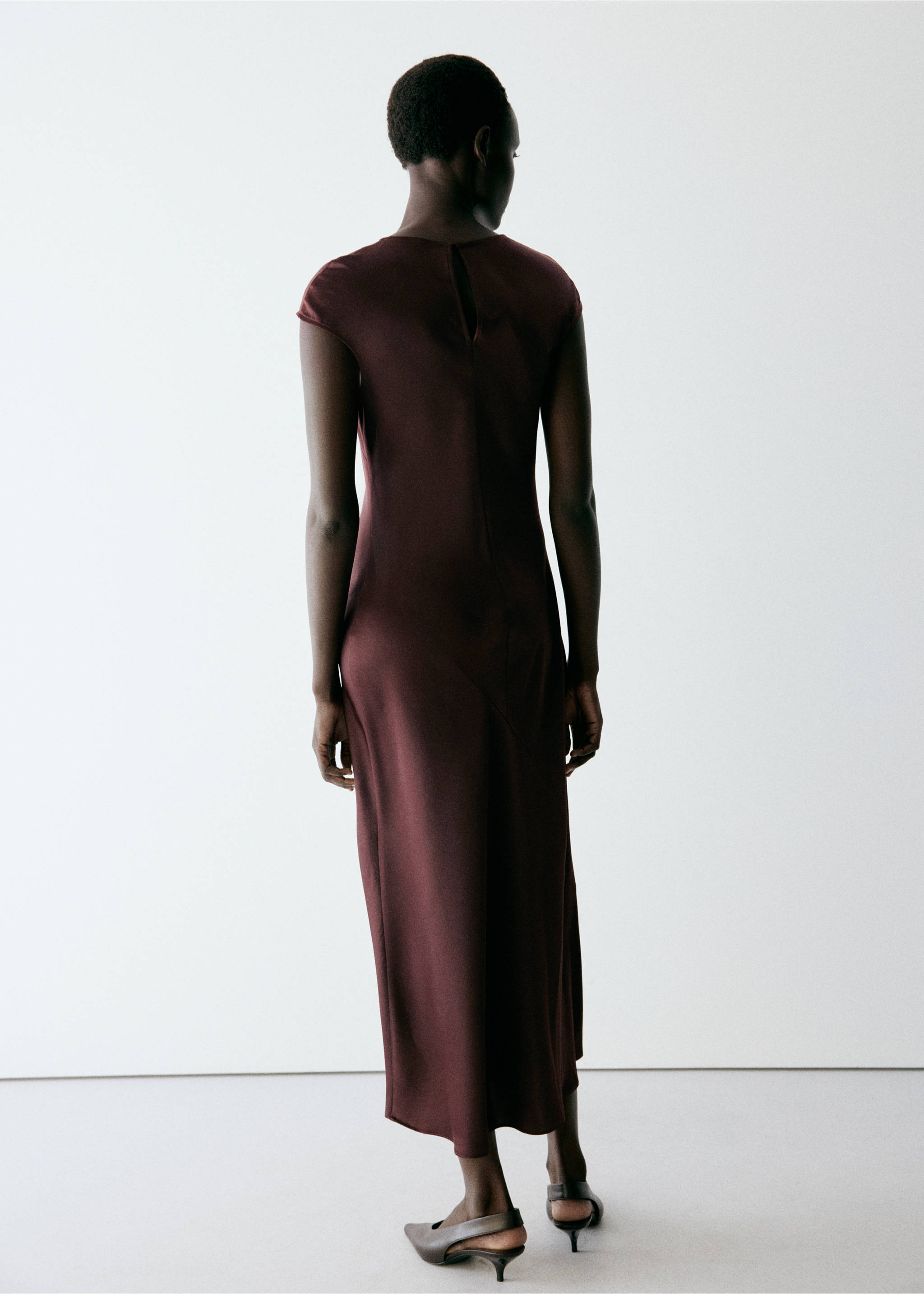 Robe stemy - Verso de l’article, Marron. Ref: 37006001-00.