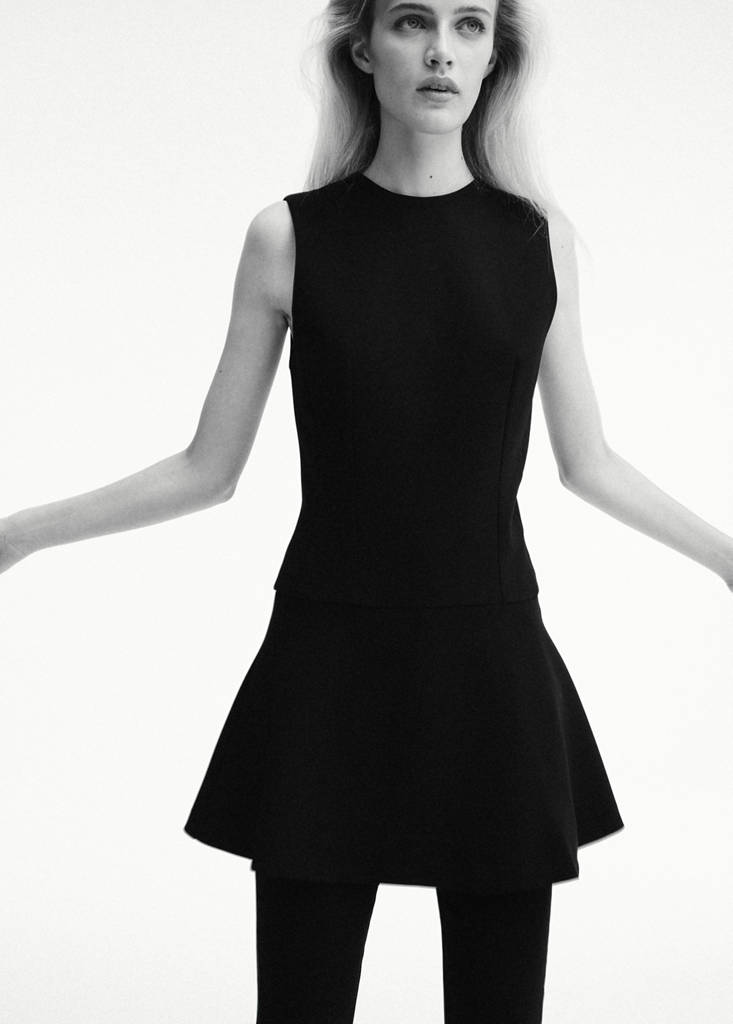 Short dress with seam detailing — Black