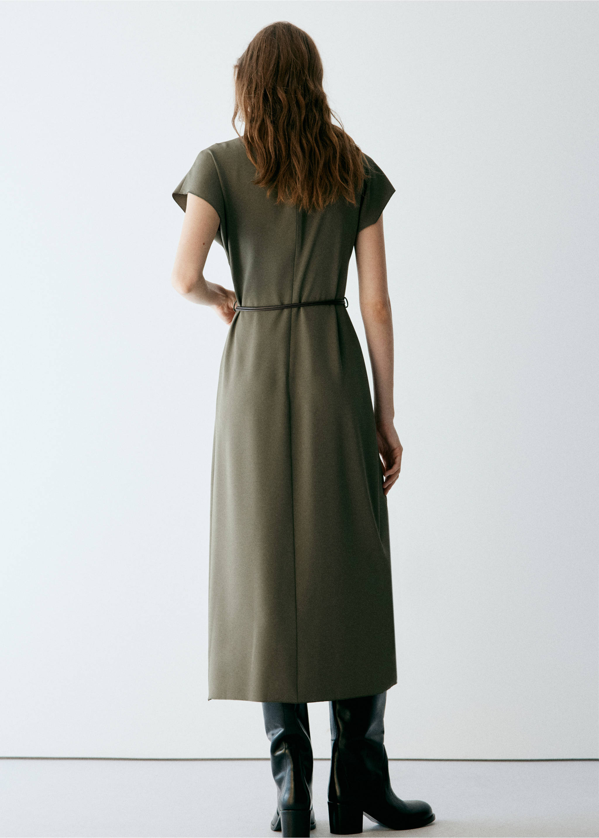 High-neck dress with belt - Reverse of the article, Brown. Ref: 37006007-00.