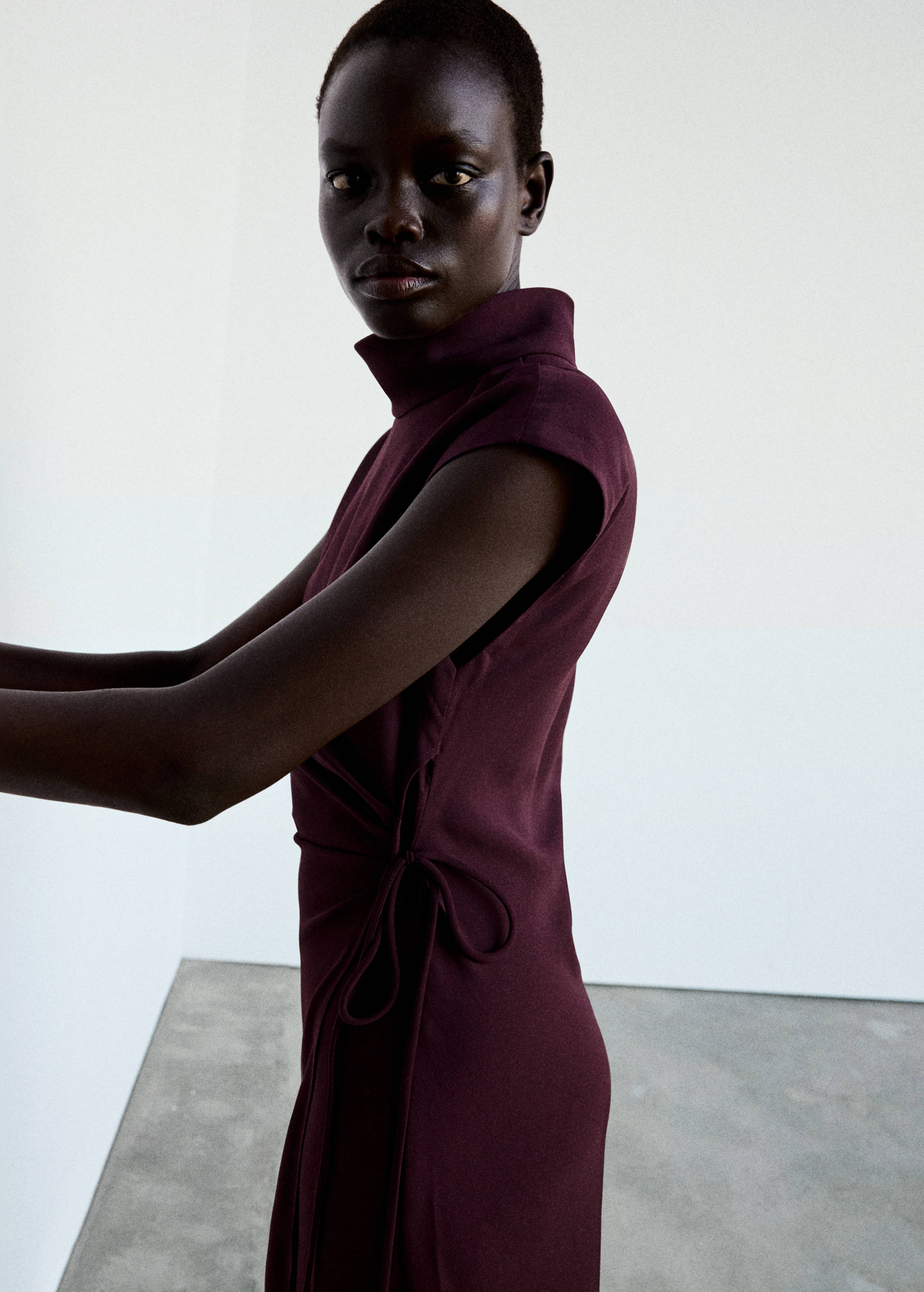 Turtleneck wrap dress - Details of the article 1