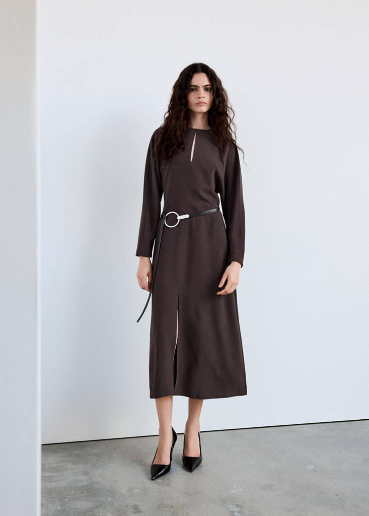 Long-sleeve dress with cut-outs — Chocolate