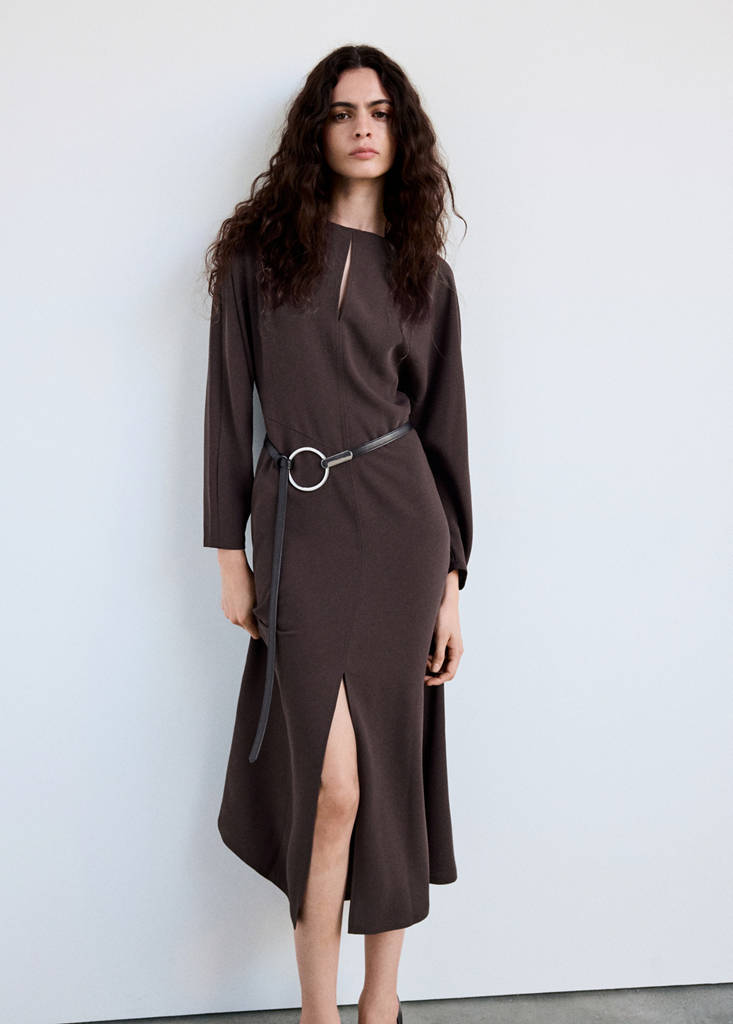 Long-sleeve dress with cut-outs — Chocolate
