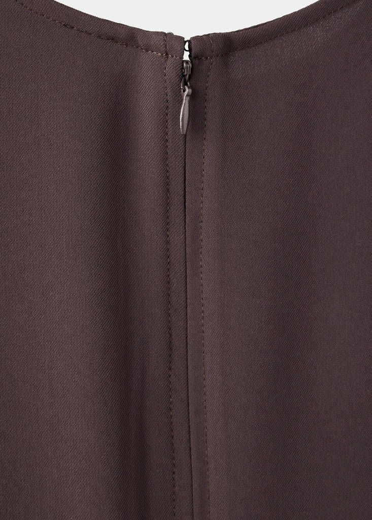 Long-sleeve dress with cut-outs — Chocolate