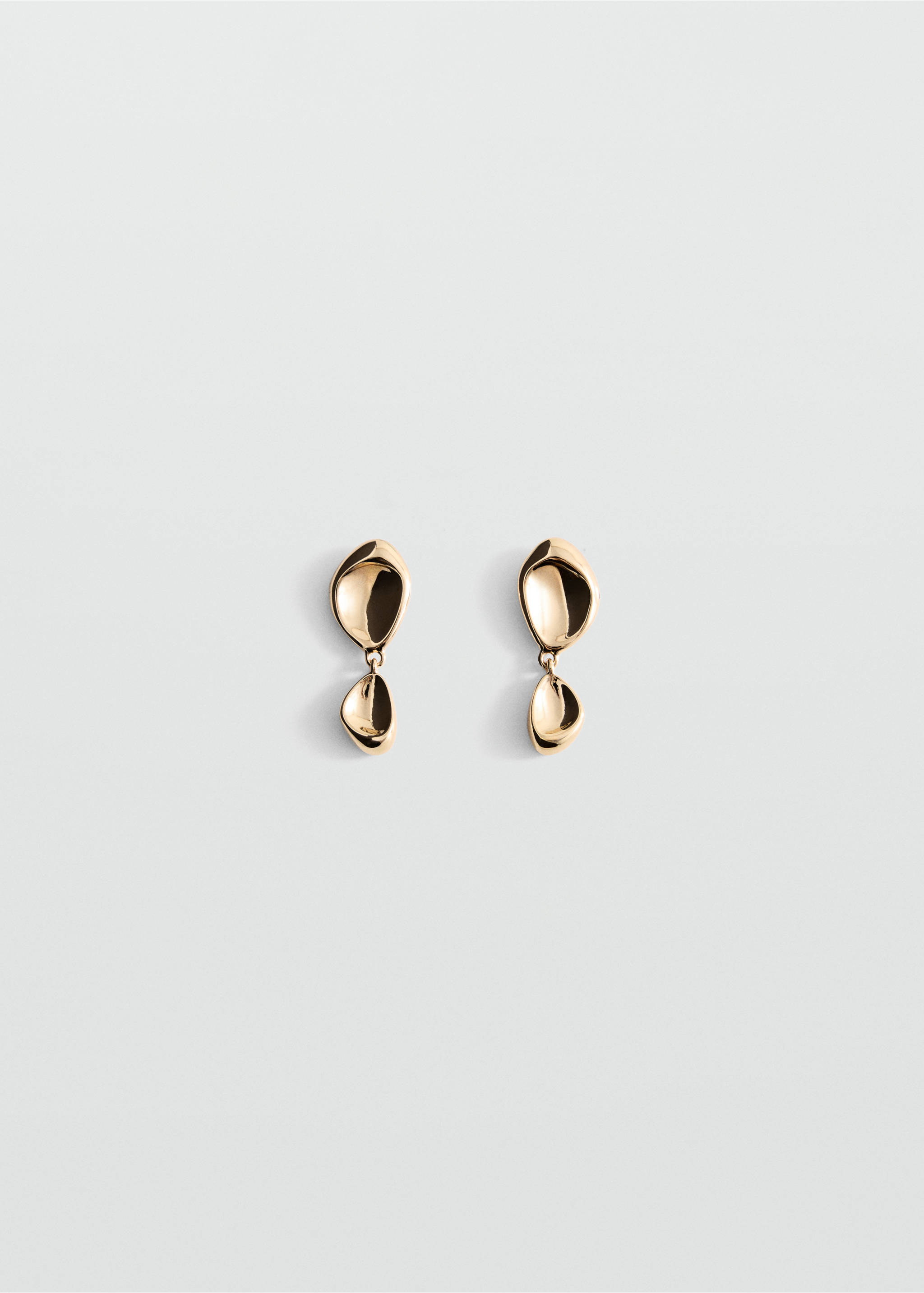 Boucles d’oreilles pendantes relief - Article sans modèle, Or. Ref: 37006017-00.