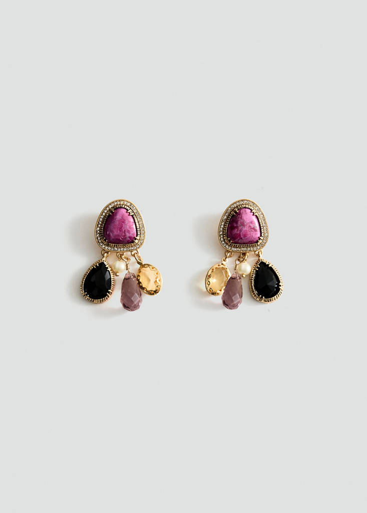 Stone and bead drop earrings — Gold