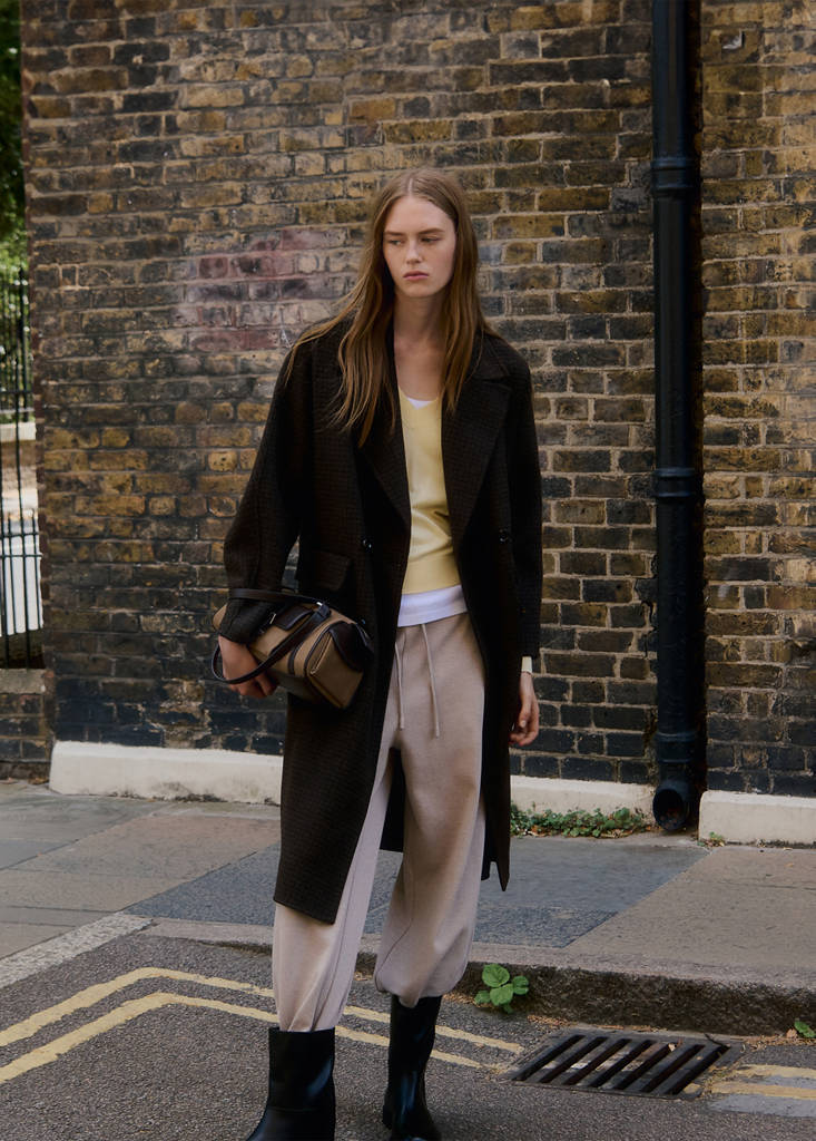 Handmade wool coat — Chocolate