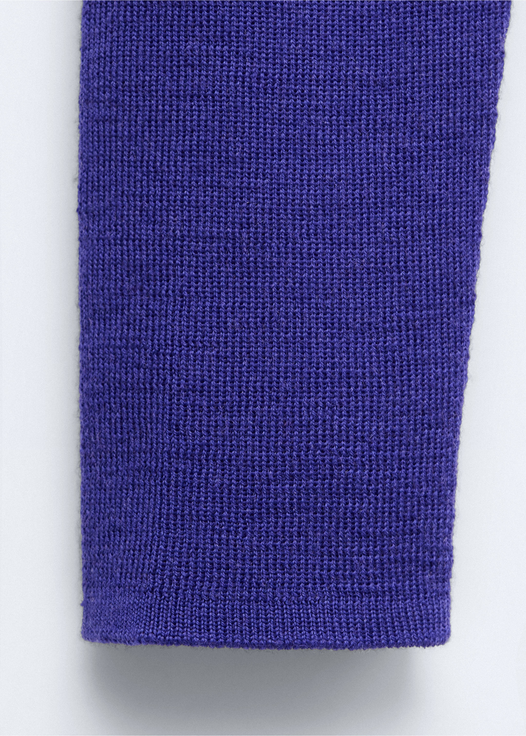 Pull-over 100 % laine col montant - Détail de l'article 0, Violet. Ref: 37006337-00.