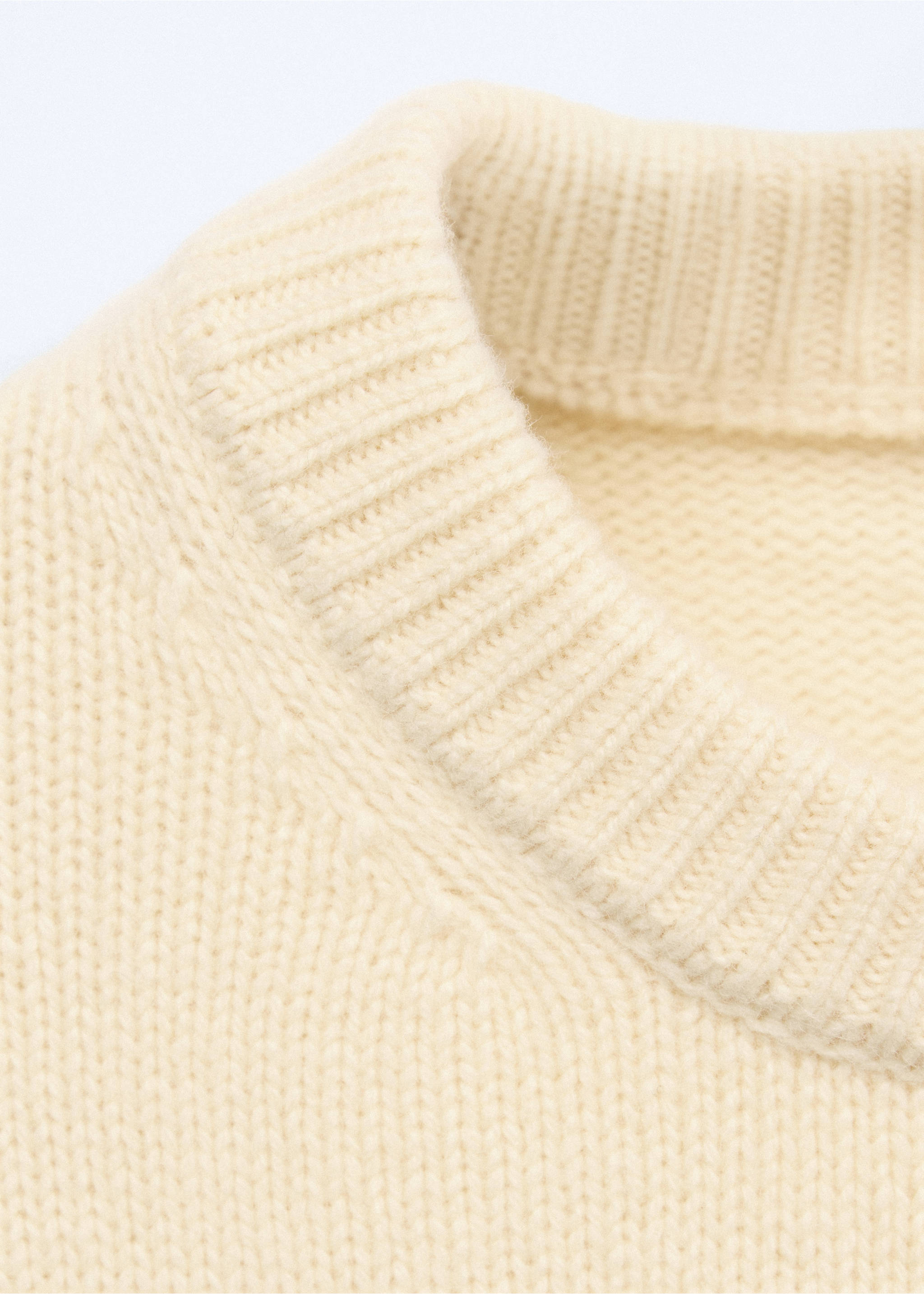 Pull-over laine col rond - Détail de l'article 8, Jaune pastel. Ref: 37006338-00.