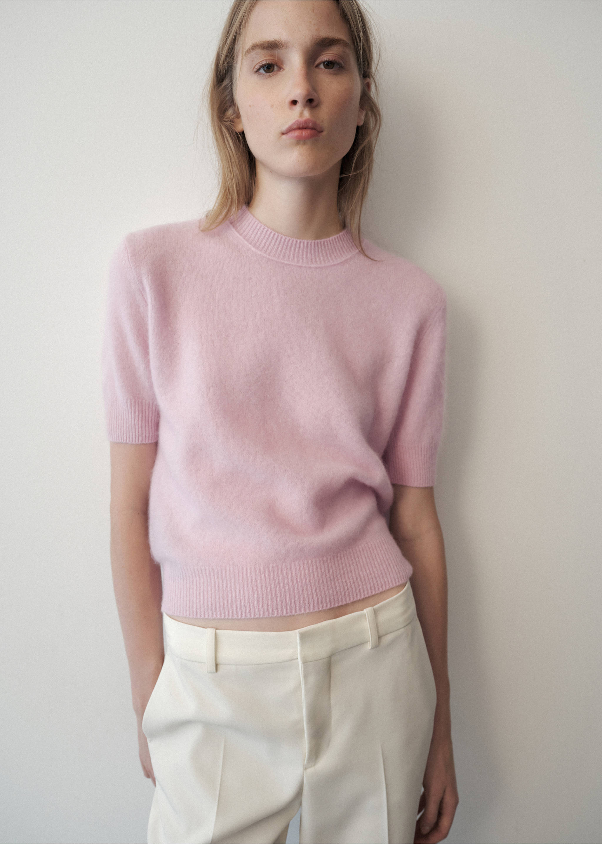 100% wool short-sleeved sweater - Medium plane, Pastel Pink. Ref: 37006340-00.