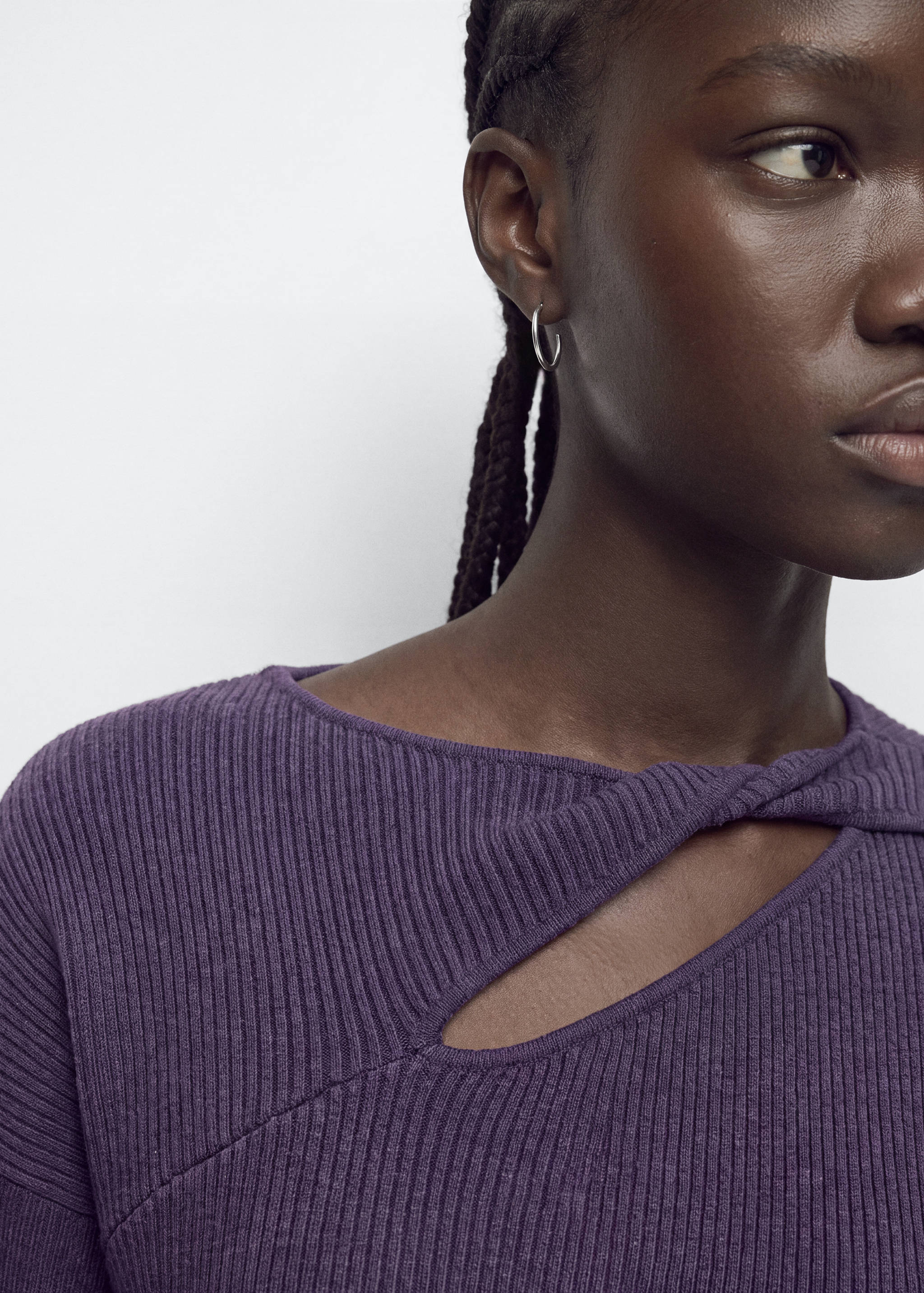 Ribbed jumper with cut-out detail - Details of the article 1
