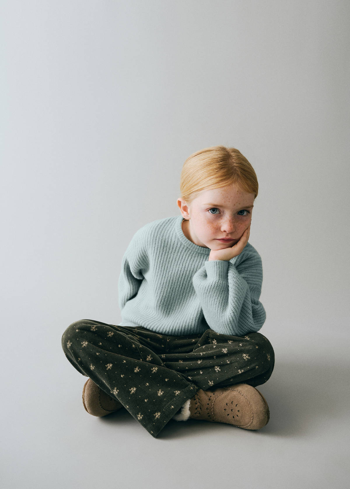 Oversized button-detail knit sweater — Pastel Green