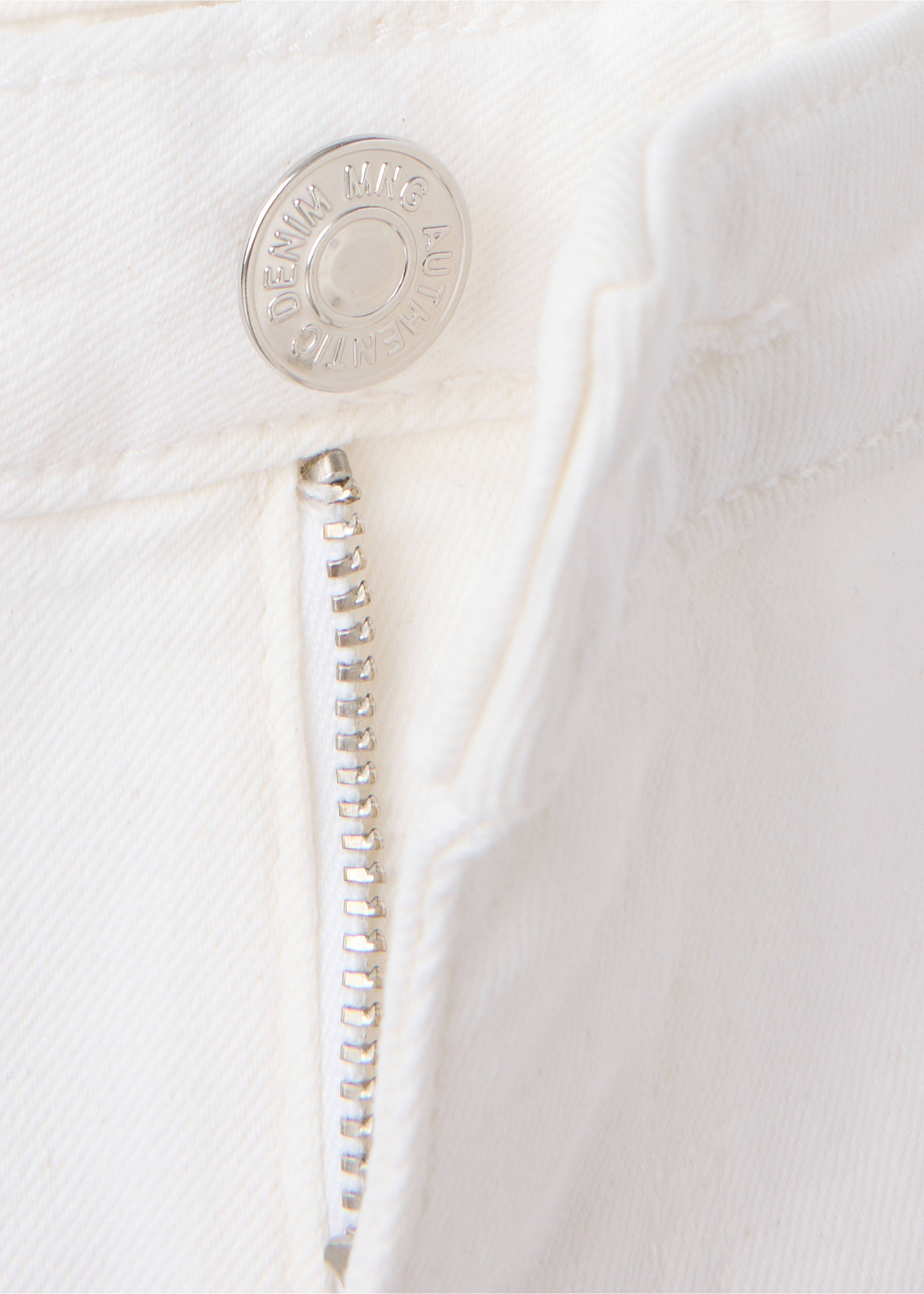 Jeans petal - Details of the article 0, Off White. Ref: 37006352-00.