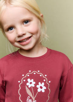 T-shirt with embroidered detail — Cherry 4
