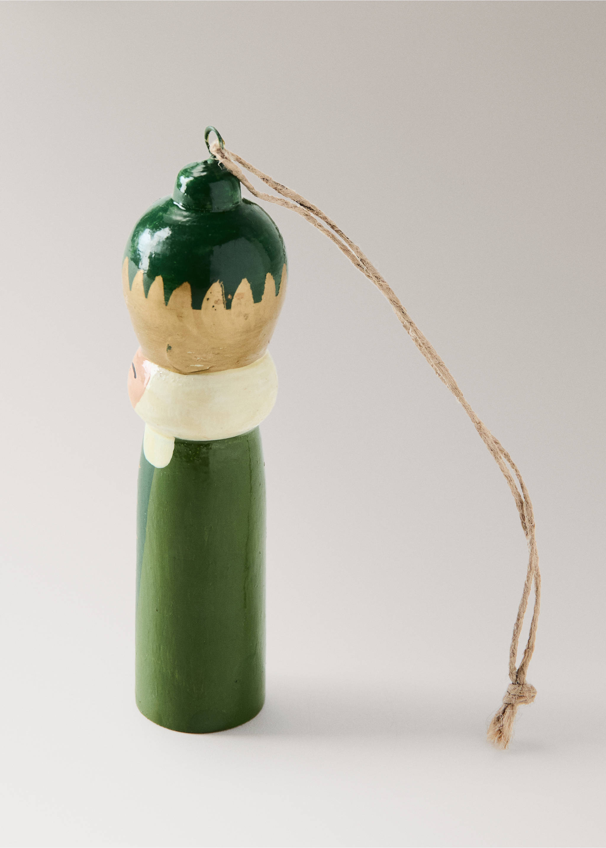 Green and gold wooden Christmas ornament with twine, Green. Ref: 37006743-00.