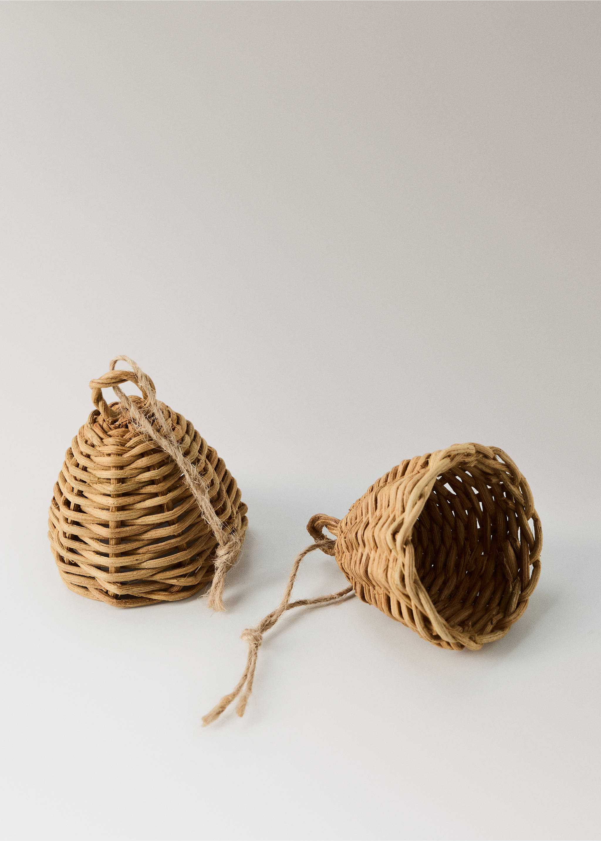 Lot de 2 décorations de Noël en forme d’arbre en rotin - Détail de l'article 2, Marron. Ref: 37006750-00.
