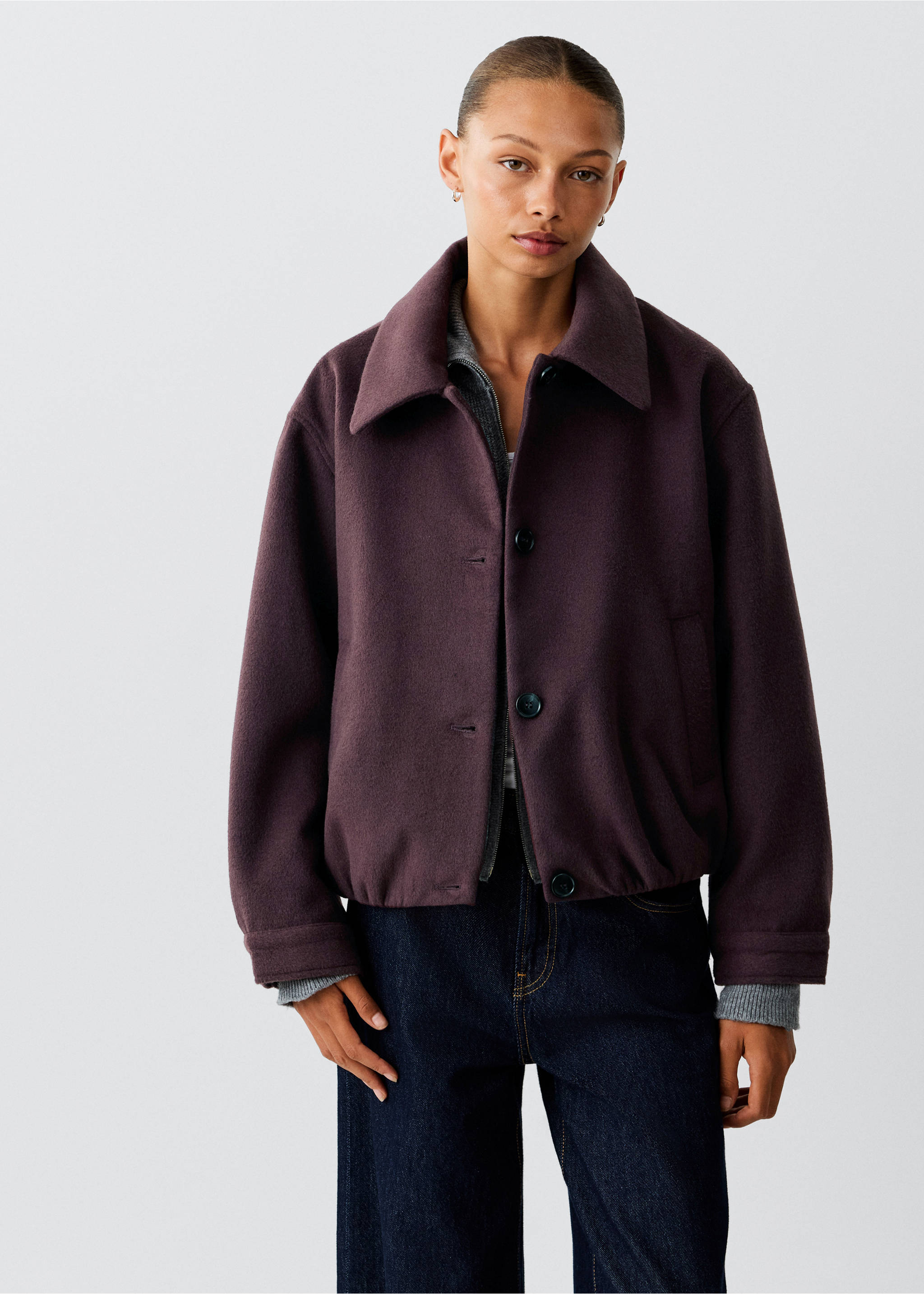 Short coat with a shirt collar - Medium plane, Maroon. Ref: 37007122-00.