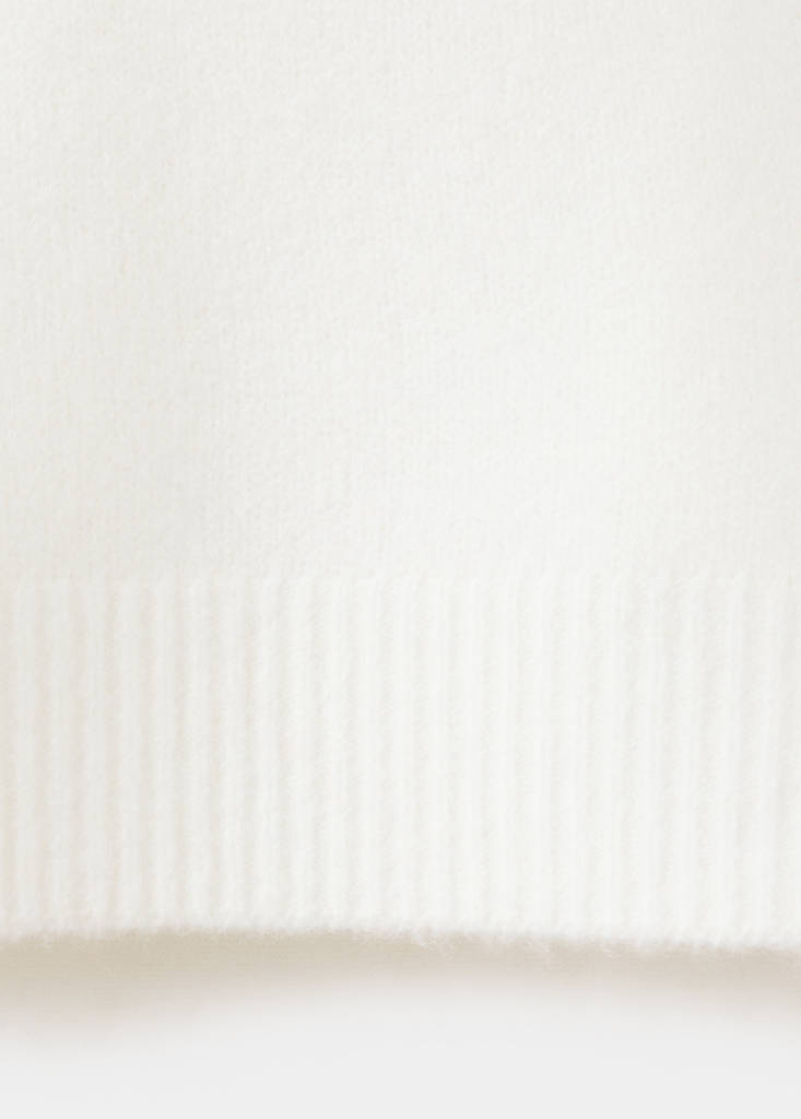 Turtleneck knit sweater — Off White