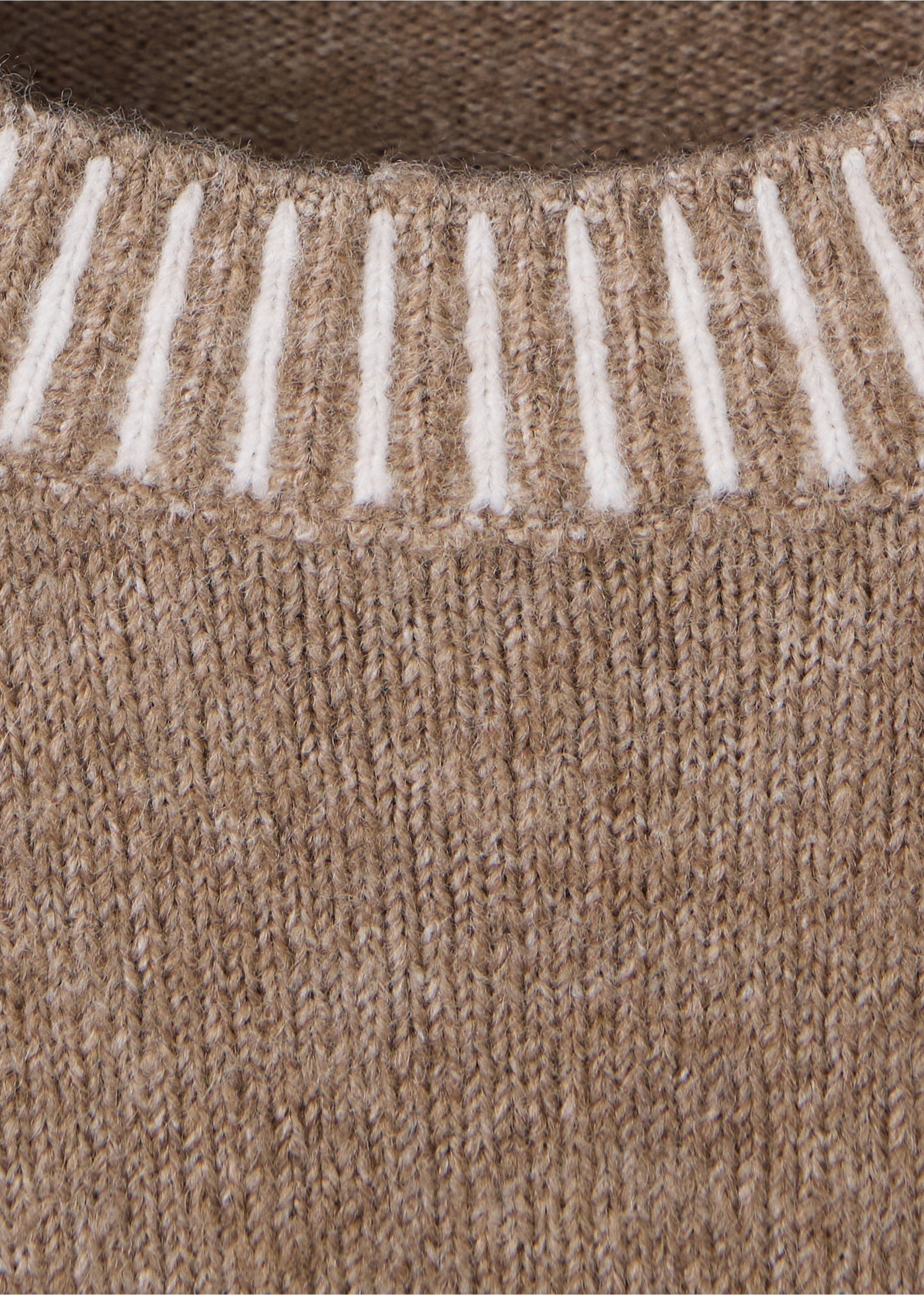 Pull détail contrasté - Détail de l'article 0, Marron clair/pastel. Ref: 37007129-00.