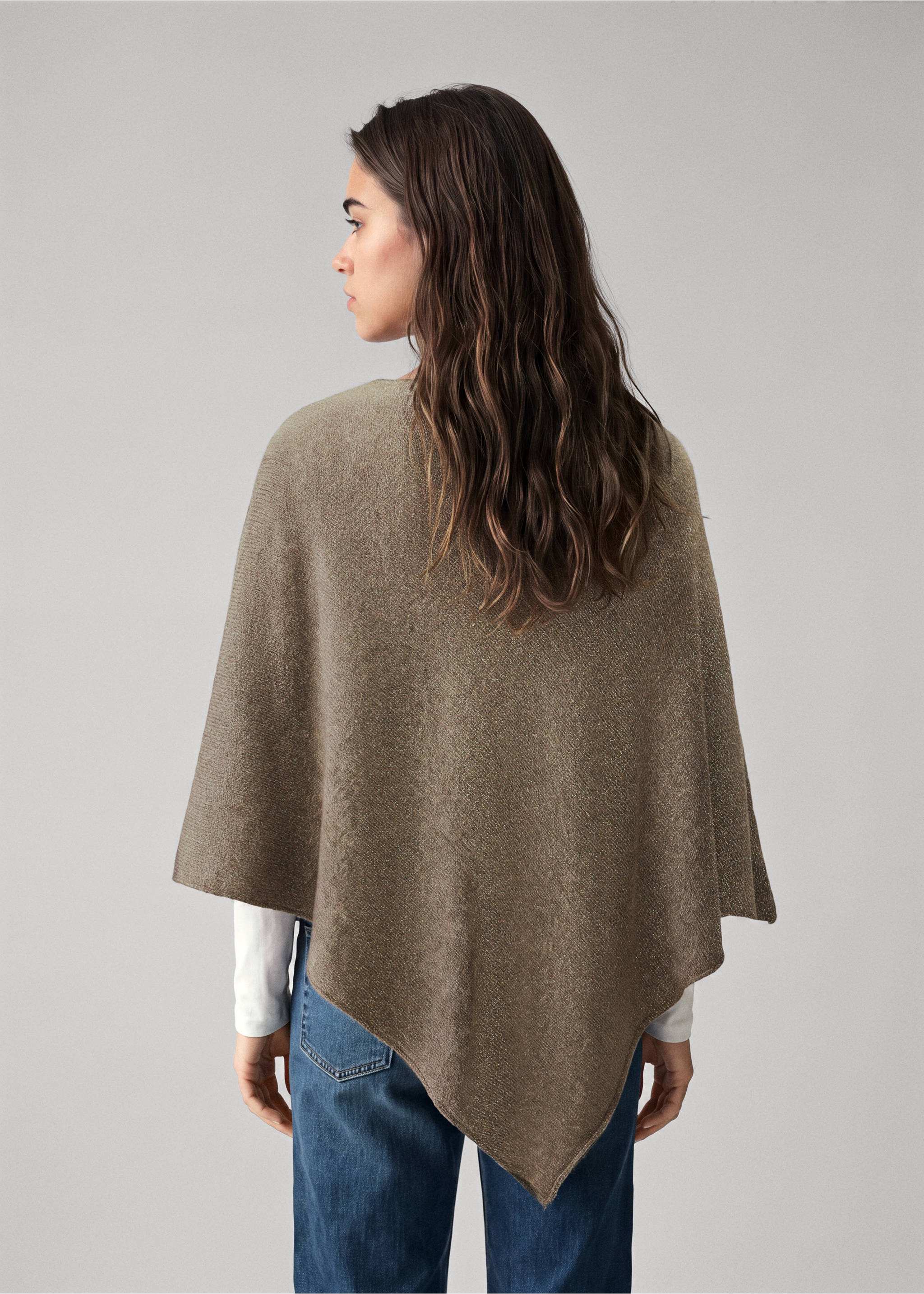 Green metallic knit poncho jersey, back view., Light/Pastel Brown. Ref: 37007130-00.