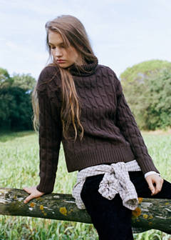 Twisted turtleneck sweater — Brown 3