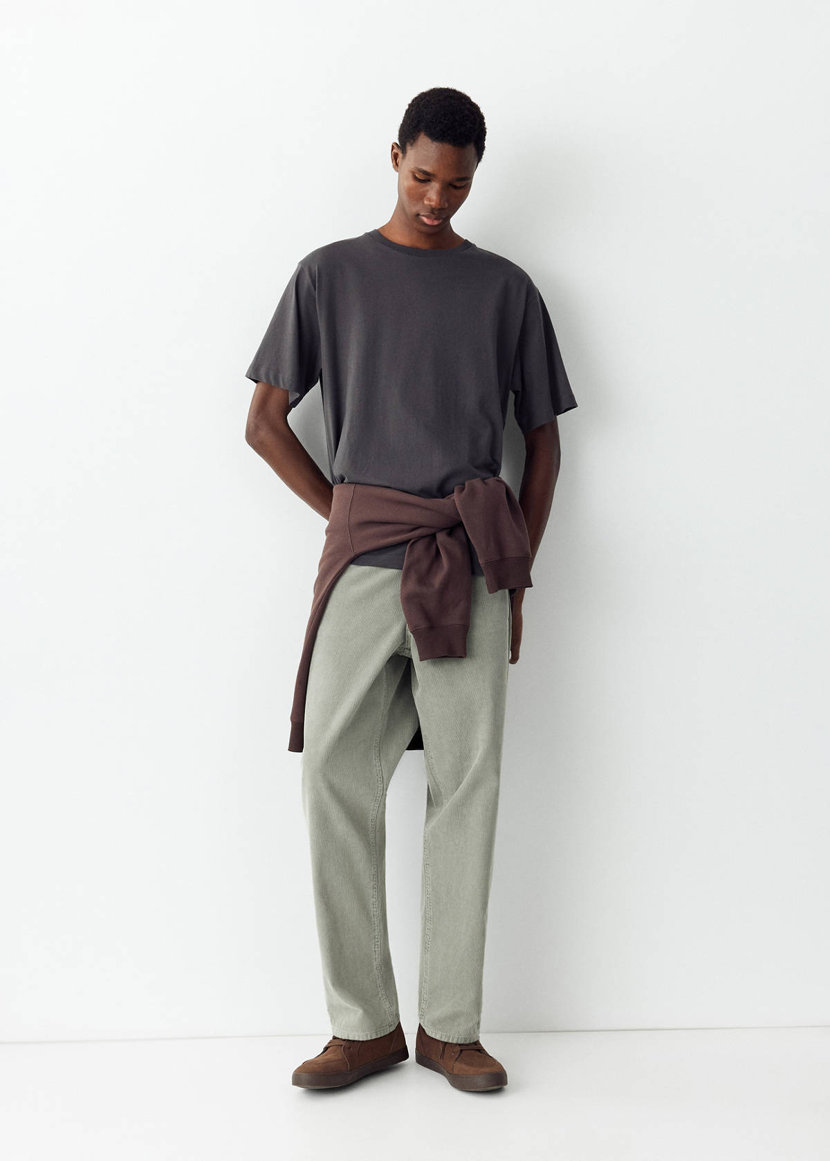Straight corduroy trousers — Khaki